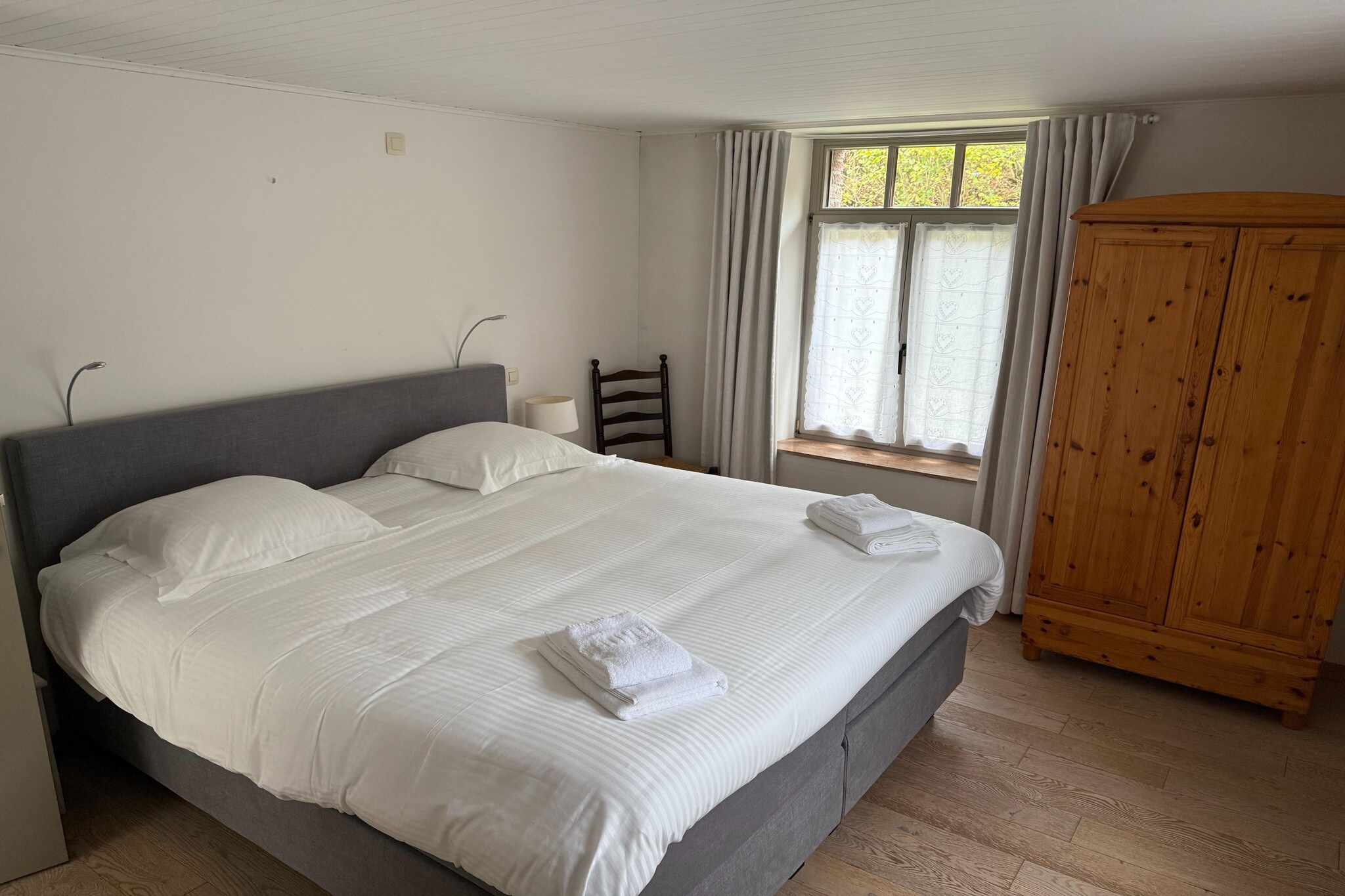 Le Vieux Moulin Bohan-Bedroom