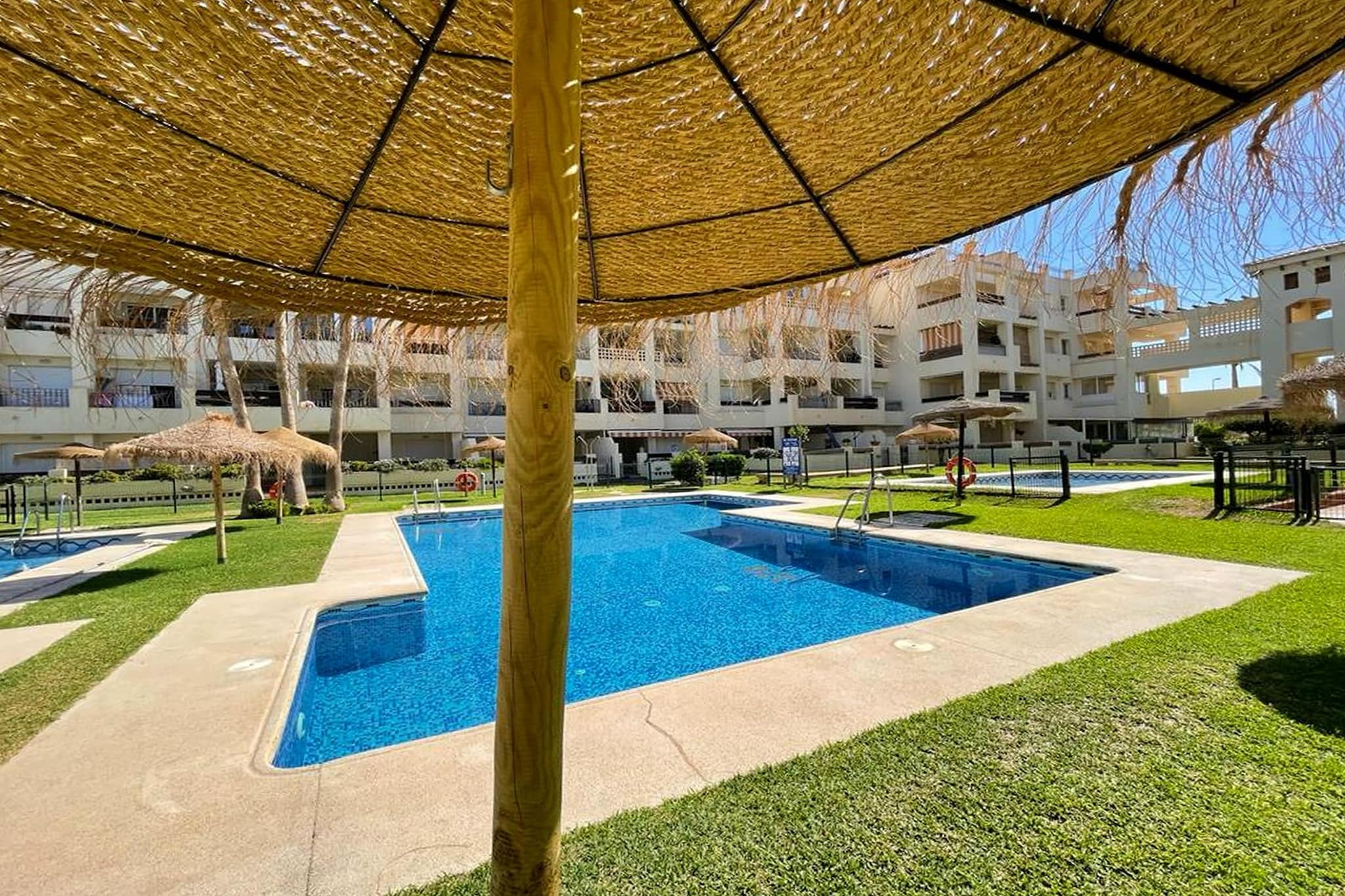 Apartment in Roquetas near Playa Serena Beach