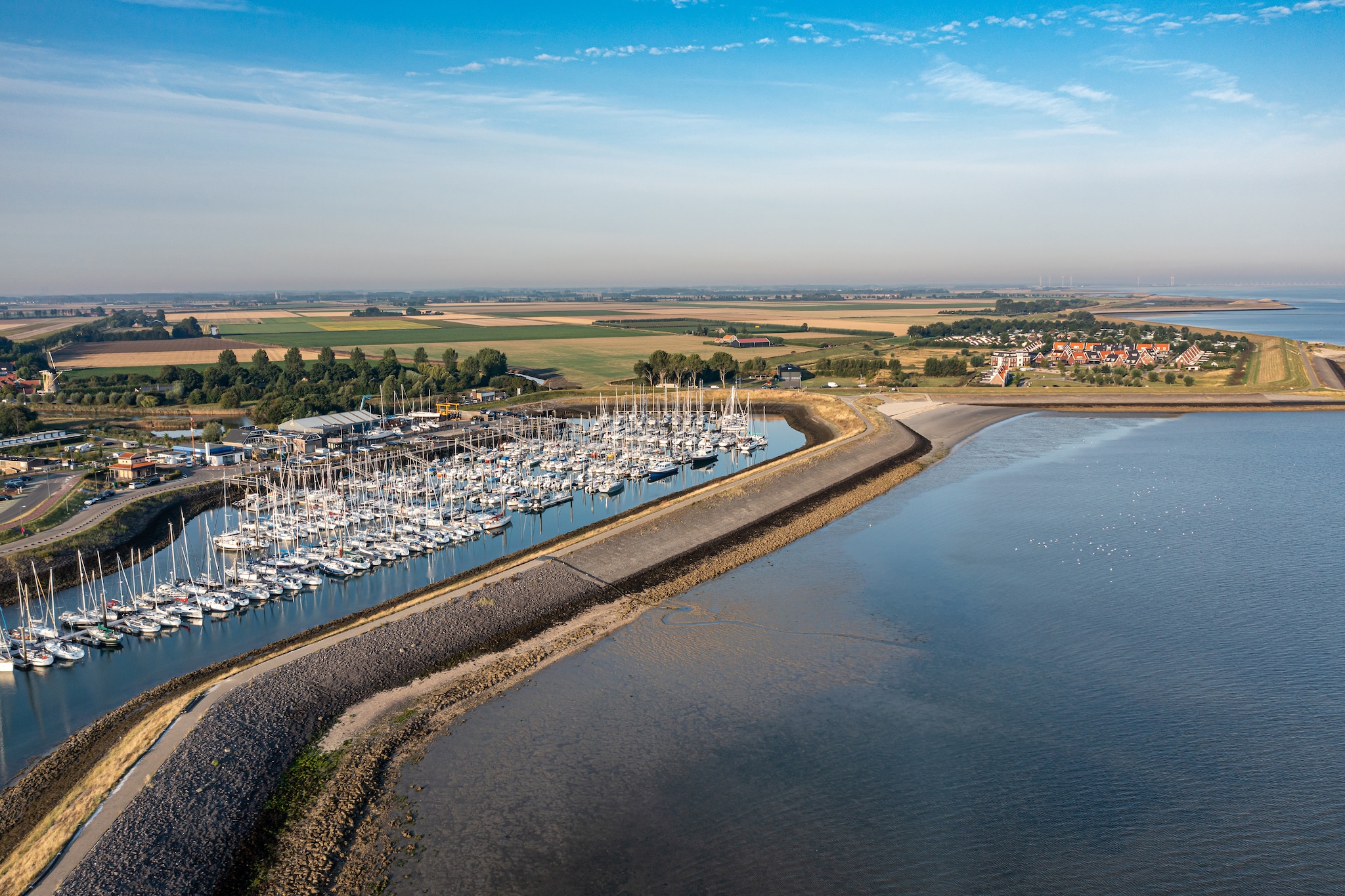 12 persoons Stadvilla met Jacuzzi-Gebieden zomer 1km