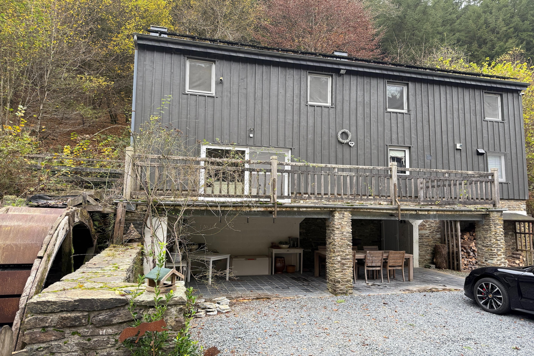 Le Moulin-Exterior summer