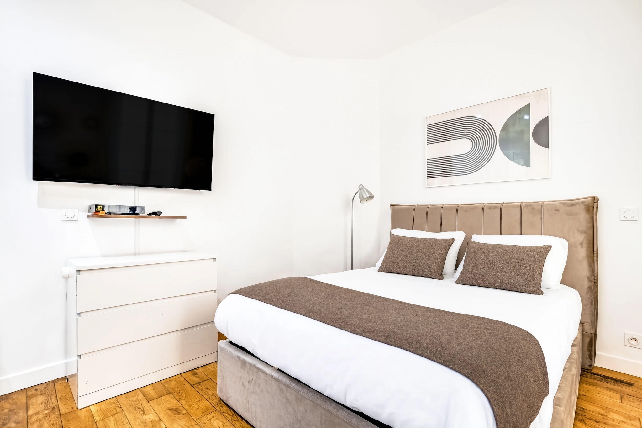 FM-33-VIALA - Chambre