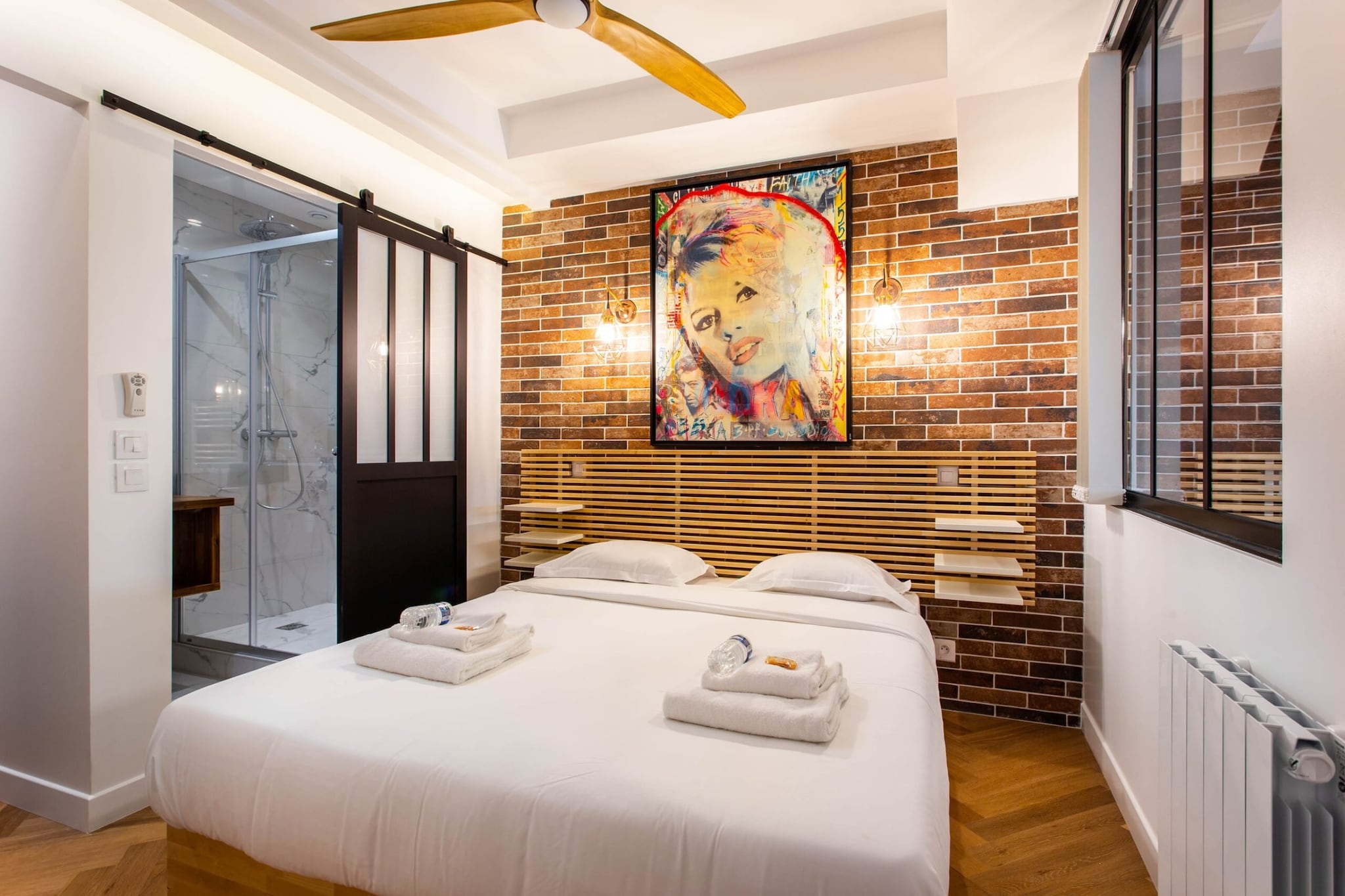 Ground floor: (Living room(single sofa bed, single sofa bed, TV), Kitchen(stove, electric kettle, toaster, coffee machine, oven, microwave, fridge, dishes and cutlery, Cooking basics), Bedroom with bathroom(double bed, bath tub, Towels/Sheets (Incl.), shampoo, Essentials), Bedroom with bathroom(double bed, shower, toilet, Towels/Sheets (Incl.), Essentials), Bedroom with bathroom(double bed, shower, toilet, Towels/Sheets (Incl.), Essentials))\n\nBed Linen, Desk, Hot Water, Internet Access DSL, Wardrobe, First Aid, Play area, washing machine, heating, iron, hairdryer, Dedicated workspace, Carbon monoxide detector, Cleaning Disinfection, Downtown, Enhanced cleaning practices, High touch surfaces disinfected, Long term stays allowed, Town