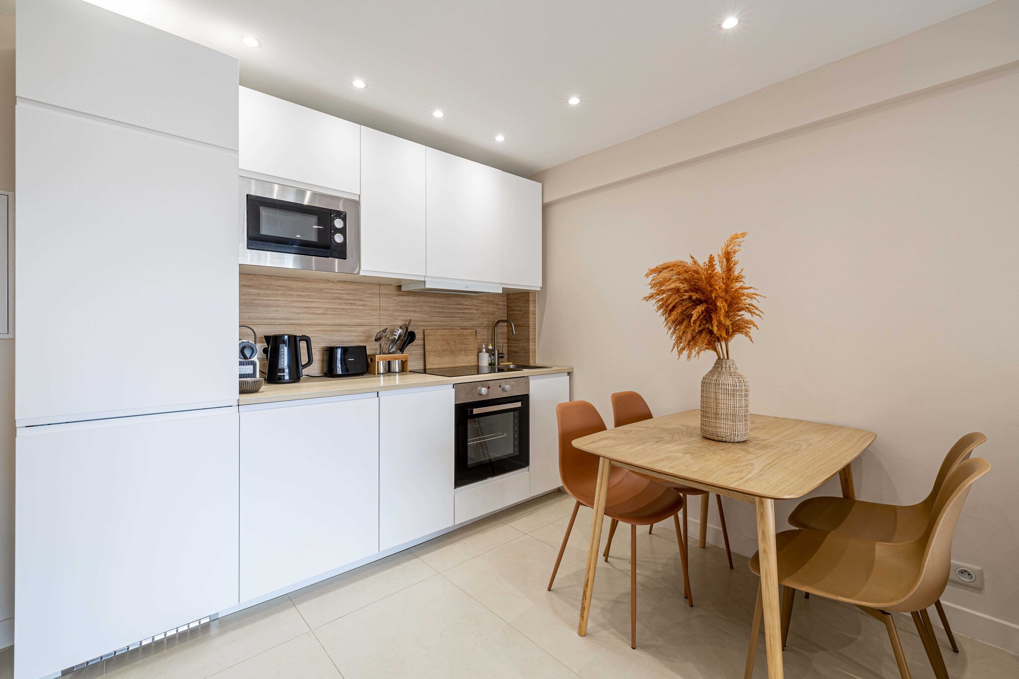 Renovated flat 250m from the beach - Town centre - 2BR/6p