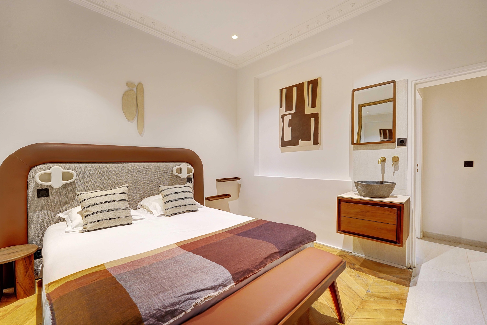 EC-55-ECURIES-Bedroom