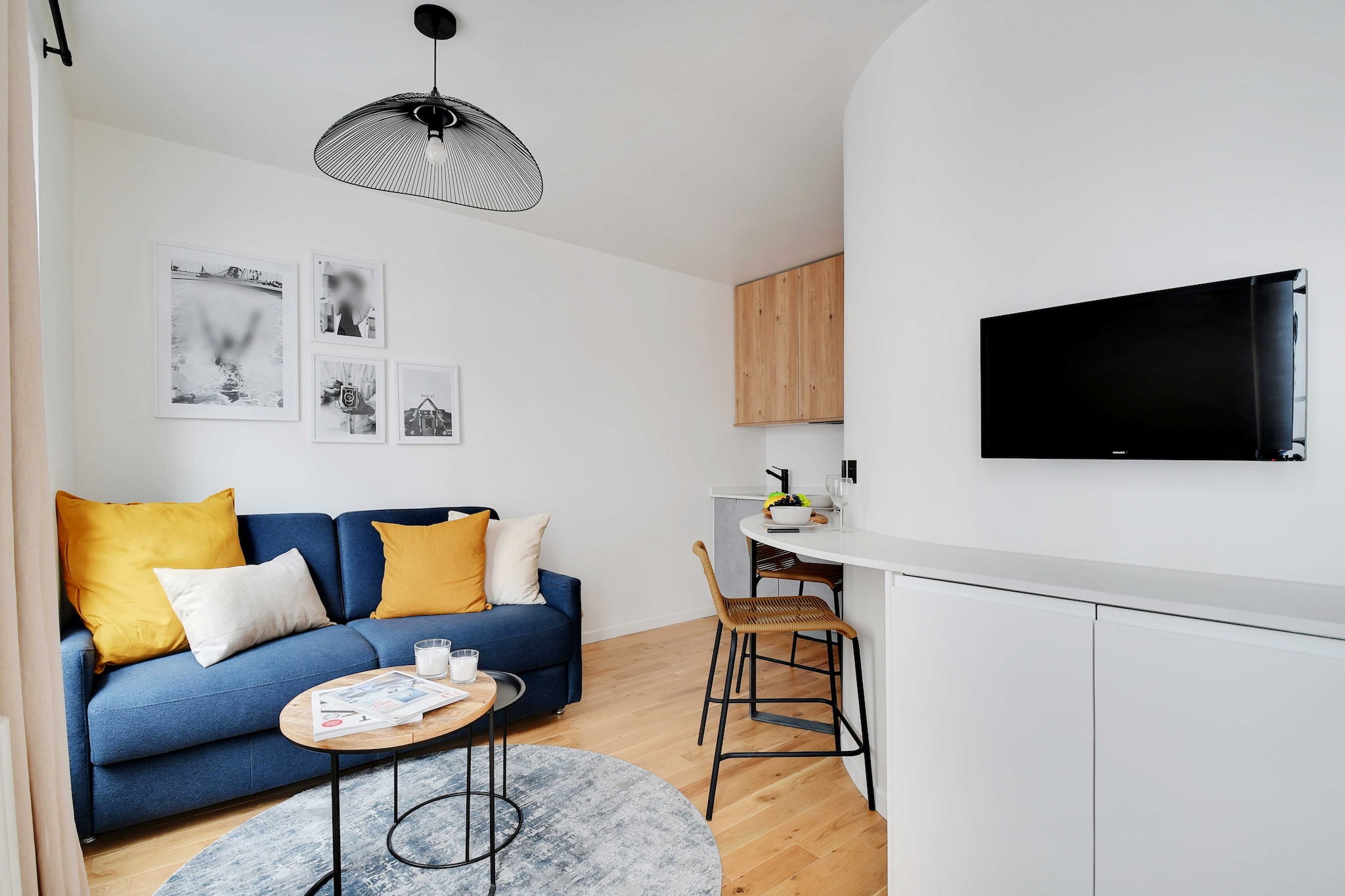 Looking for a studio in a dream location? Don't hesitate! This flat is located in the mythical rue Crémieux, close to the Gare de Lyon. 

Immerse yourself in unparalleled convenience with this flat's prime location, offering seamless access to explore the charms of the French capital through an array of public transport options:

Subway: Gare de Lyon (lines 1, 14, RER A, RER D), just a swift 3-minute stroll away, ensuring swift connectivity to key destinations.
Numerous day and night bus routes at your doorstep, providing flexibility in your daily commutes.
Experience the freedom of travel with several taxi companies available, with G7 taxis being the city's go-to choice. A simple call to 36 07 opens the door to swift and reliable transportation.
Your Parisian adventure begins right from your doorstep, where every mode of transport is seamlessly integrated into the rhythm of your exploration.