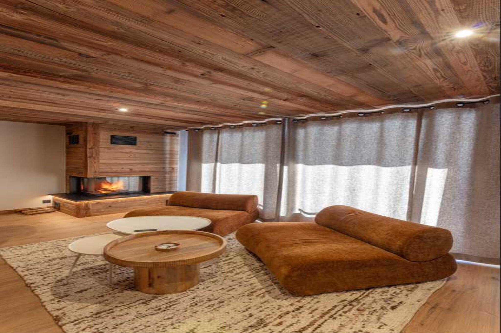 Modern 2 bedroom apartment, close to ski lifts
