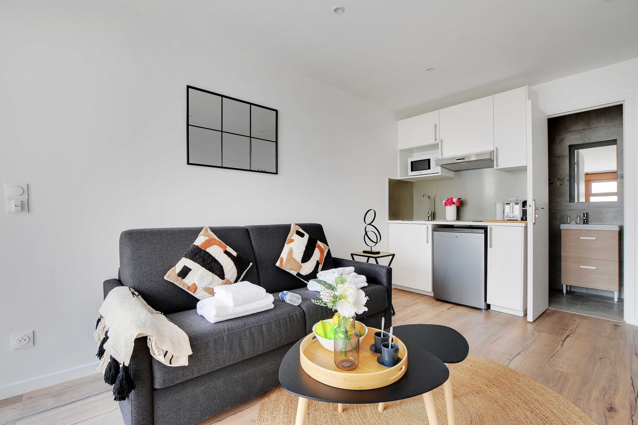 Charming Studio 2P- Next Paris