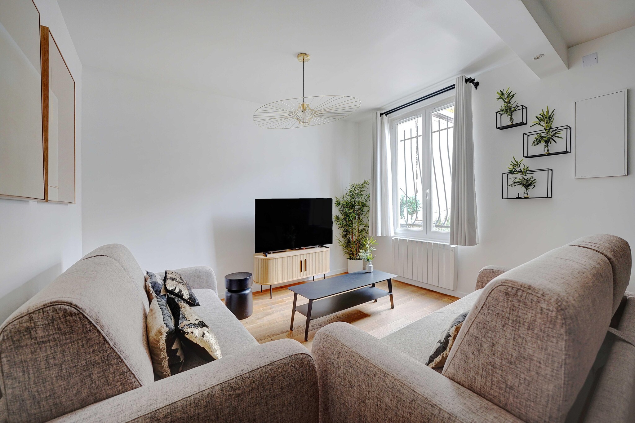 Wake up every morning in this haven of peace in Paris, ready to explore the City of Lights. Book now to live an exceptional and vivid Parisian experience!

The location of the flat will allow you to easily get around the capital via the many public transport options available: 

- Underground : Antwerp (line 2) , 3 minutes on foot
- Metro :Barbès-Rochechouart (lines 2 and 4) , 3 minutes on foot
- RER: Gare du Nord (RER B, RER D) 
- Vélib Station
- Autolib Station
- Several taxi companies available: G7 taxis (the most used) - call 36 07. BUS (day and night)