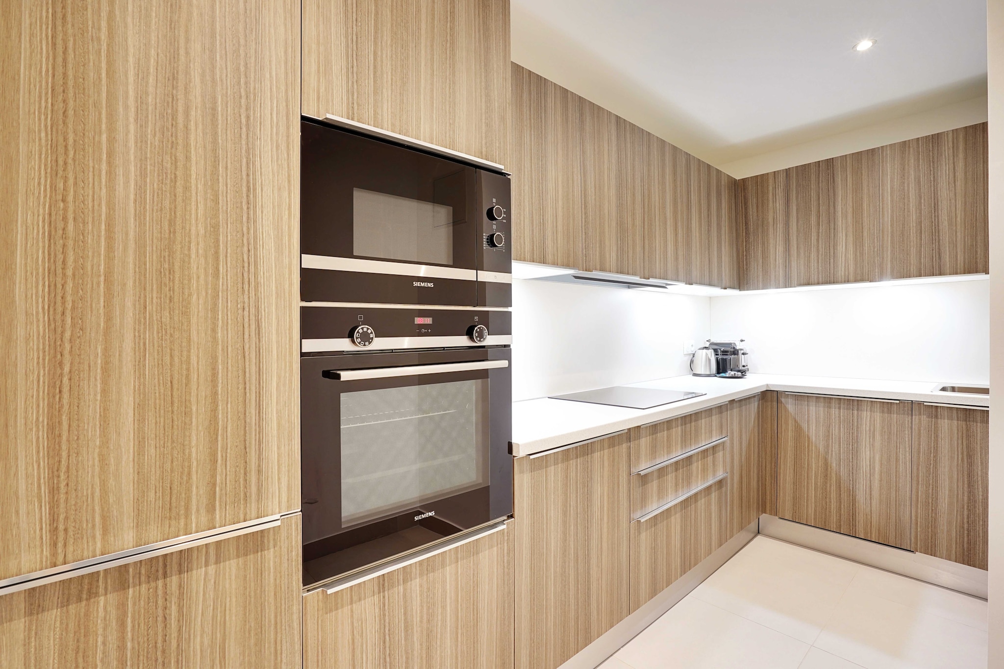 Sleek & Refined Apartment - Levallois-Perret