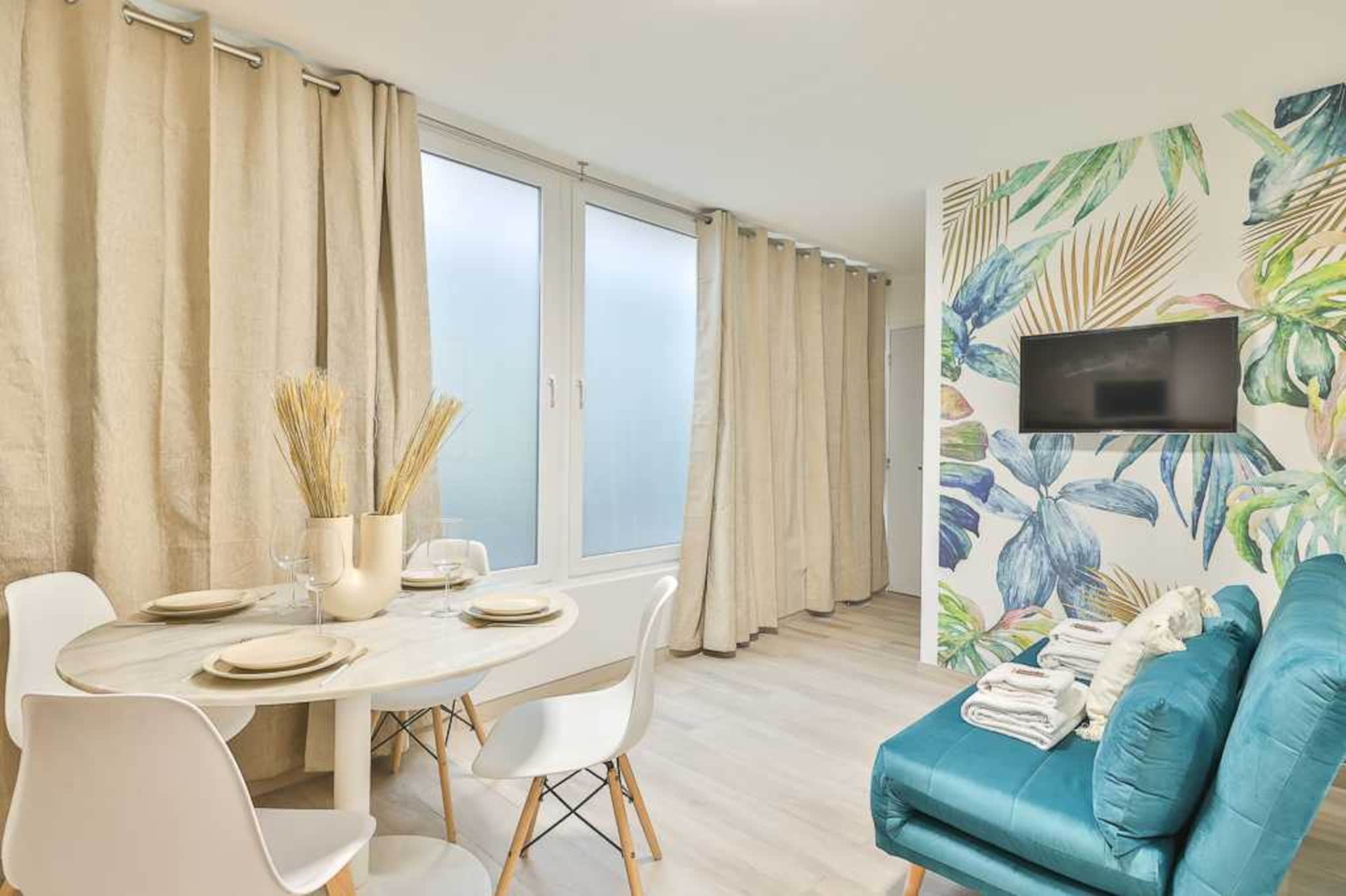 Discover this beautiful fully renovated apartment, ideally nestled in the heart of the 19th arrondissement of Paris.








Avenue de Flandres, located in the 19th arrondissement of Paris, is well served by various means of transportation, providing easy and convenient accessibility for residents and visitors.

Firstly, the public transportation network is dense in this part of the city. Several bus lines traverse the avenue, allowing easy travel to various destinations within Paris. Well-placed bus stops facilitate commuting for those who prefer this transportation option.

The metro is also a highly popular means of transportation. Paris Metro Line 7 serves Avenue de Flandres, offering quick connectivity to other areas of the city. CrimÃ©e metro station is at the foot of the building.

For cycling enthusiasts, Paris offers an expanding network of bike lanes, and Avenue de Flandres is no exception. Dedicated bike lanes encourage the use of this eco-friendly and healthy mode of transportation, providing an alternative to car travel.

Regarding cars, the avenue benefits from good road accessibility. Parking spaces are available along the street, although availability may vary depending on the time of day. However, it is recommended to prioritize public transportation or more ecological modes of transportation to contribute to reducing traffic congestion.

In summary, Avenue de Flandres offers a diverse range of transportation options, from public transportation to bike lanes, allowing residents and visitors to move efficiently within the 19th arrondissement and beyond.