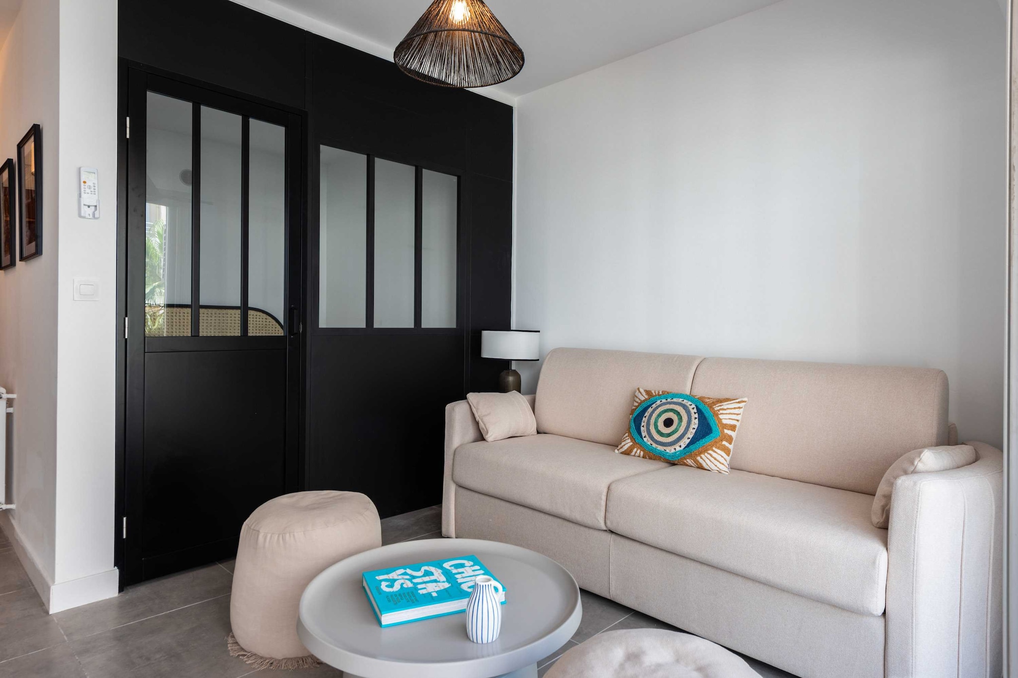 On the 2nd floor: (Living room(double sofa bed, TV), Kitchen(stove, electric kettle, toaster, coffee machine, microwave, fridge, dishes and cutlery, Cooking basics), bedroom(double bed), bathroom(Towels/Sheets (Incl.), shampoo, Essentials), toilet)\n\nBed Linen, Desk, Hot Water, Internet Access DSL, Wardrobe, First Aid, Beach, Play area, heating, air conditioning, iron, hairdryer, Carbon monoxide detector, Cleaning Disinfection, Downtown, Enhanced cleaning practices, High touch surfaces disinfected, Long term stays allowed, Near Ocean, Town