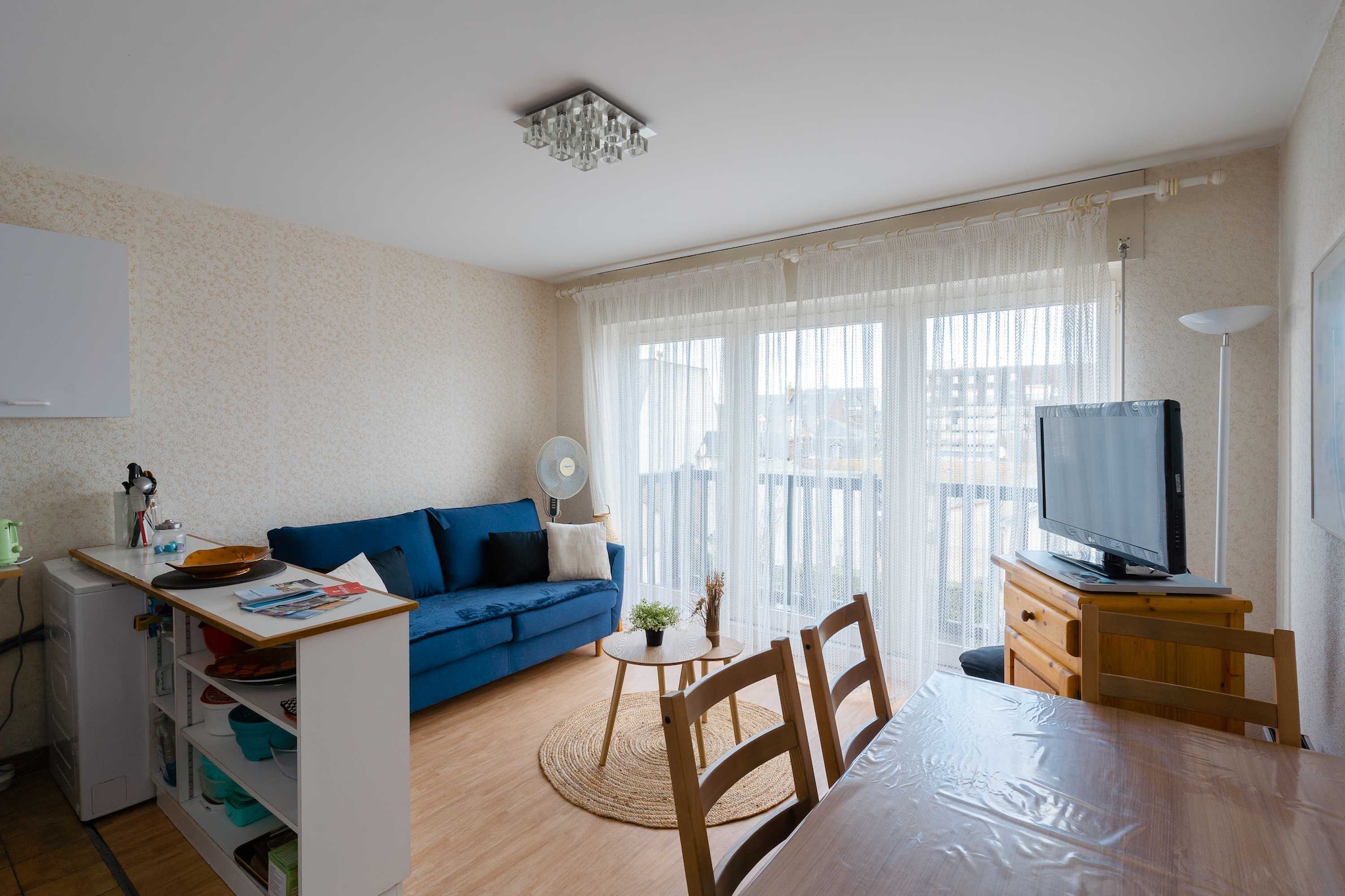 charm 2 Rooms with parking in  heart of Deauville