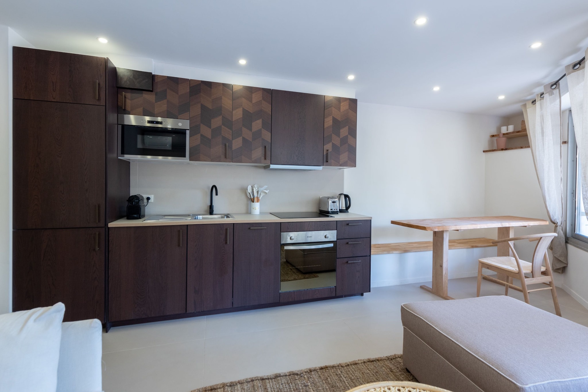 Beautiful apartment 7P City Center Beach 250m