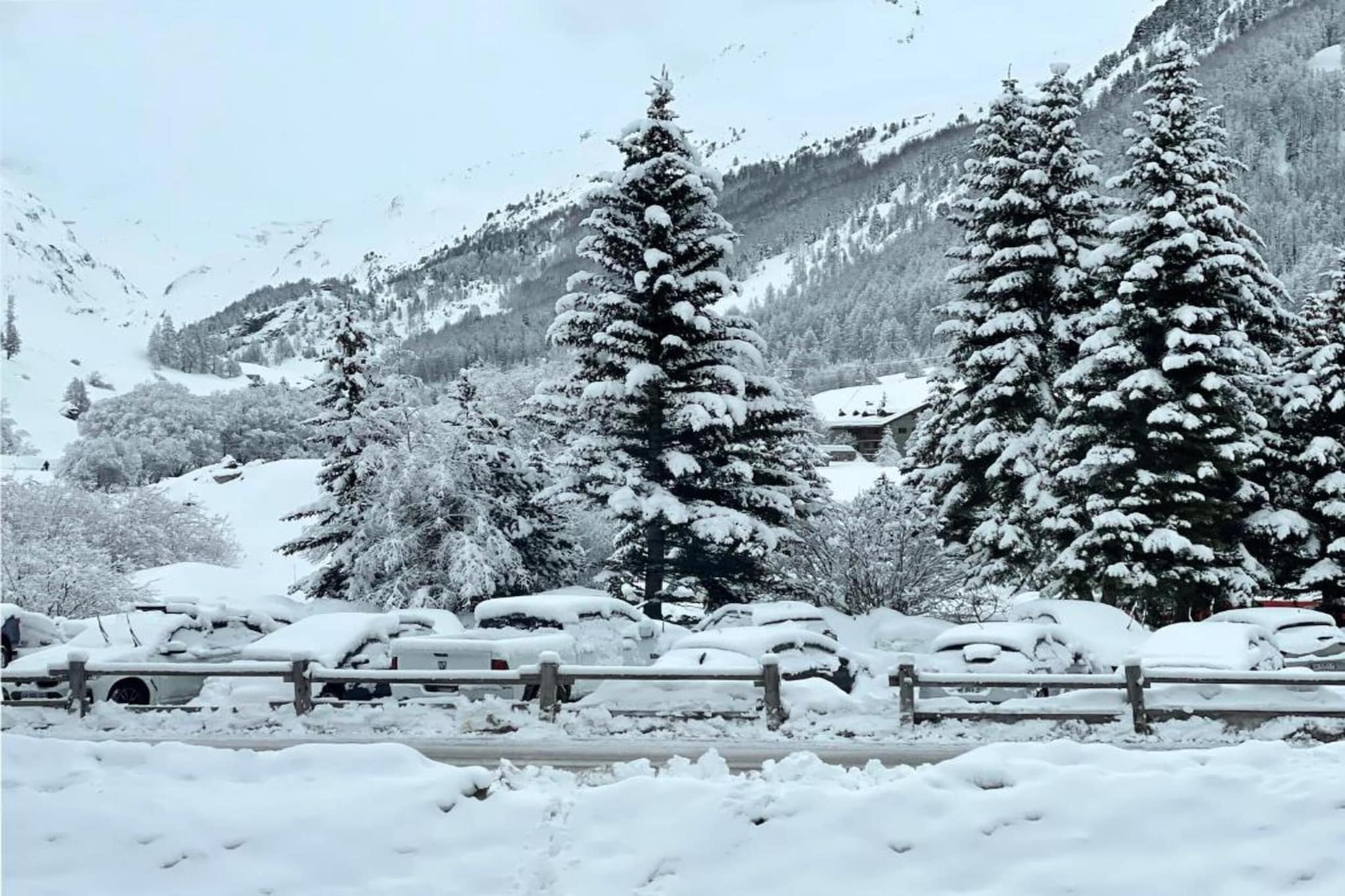 Chalet Les Sources de l'Isère-Zone d'hiver à 20 km