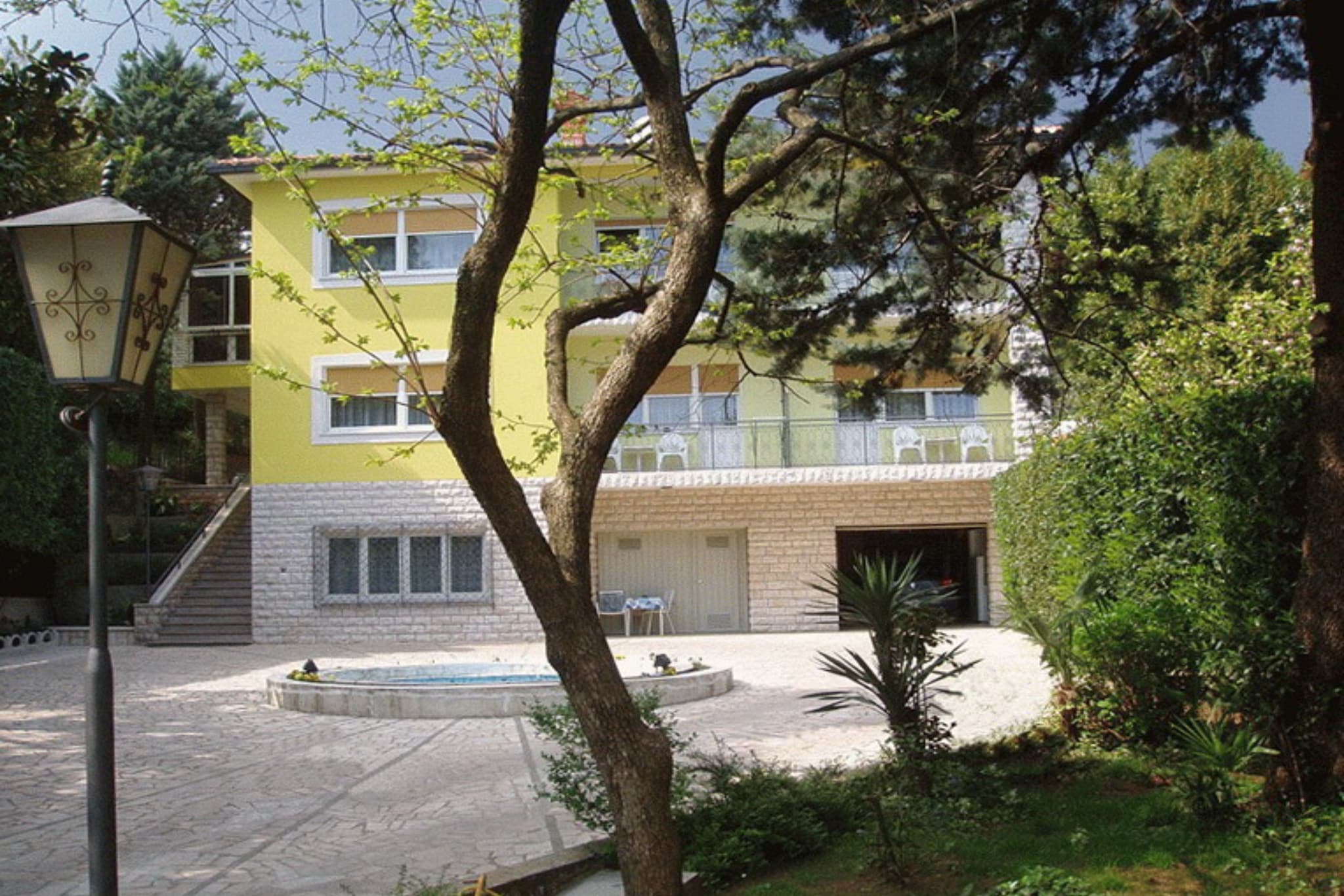 Cozy Apartments Matulji - One Bedroom Apartment with Garden-Extérieur
