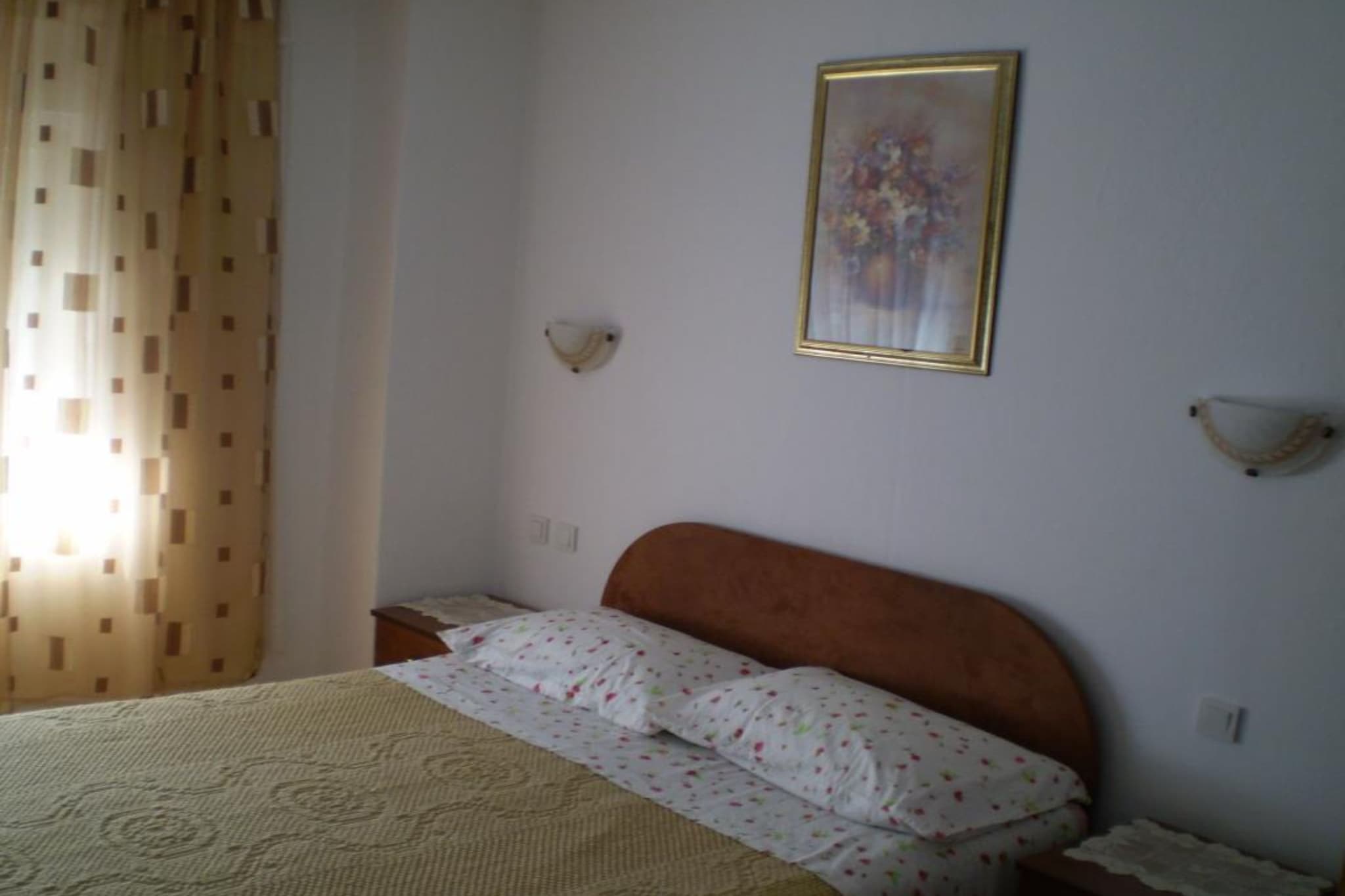 Apartments Tina - Triple Room with Terrace and Sea View