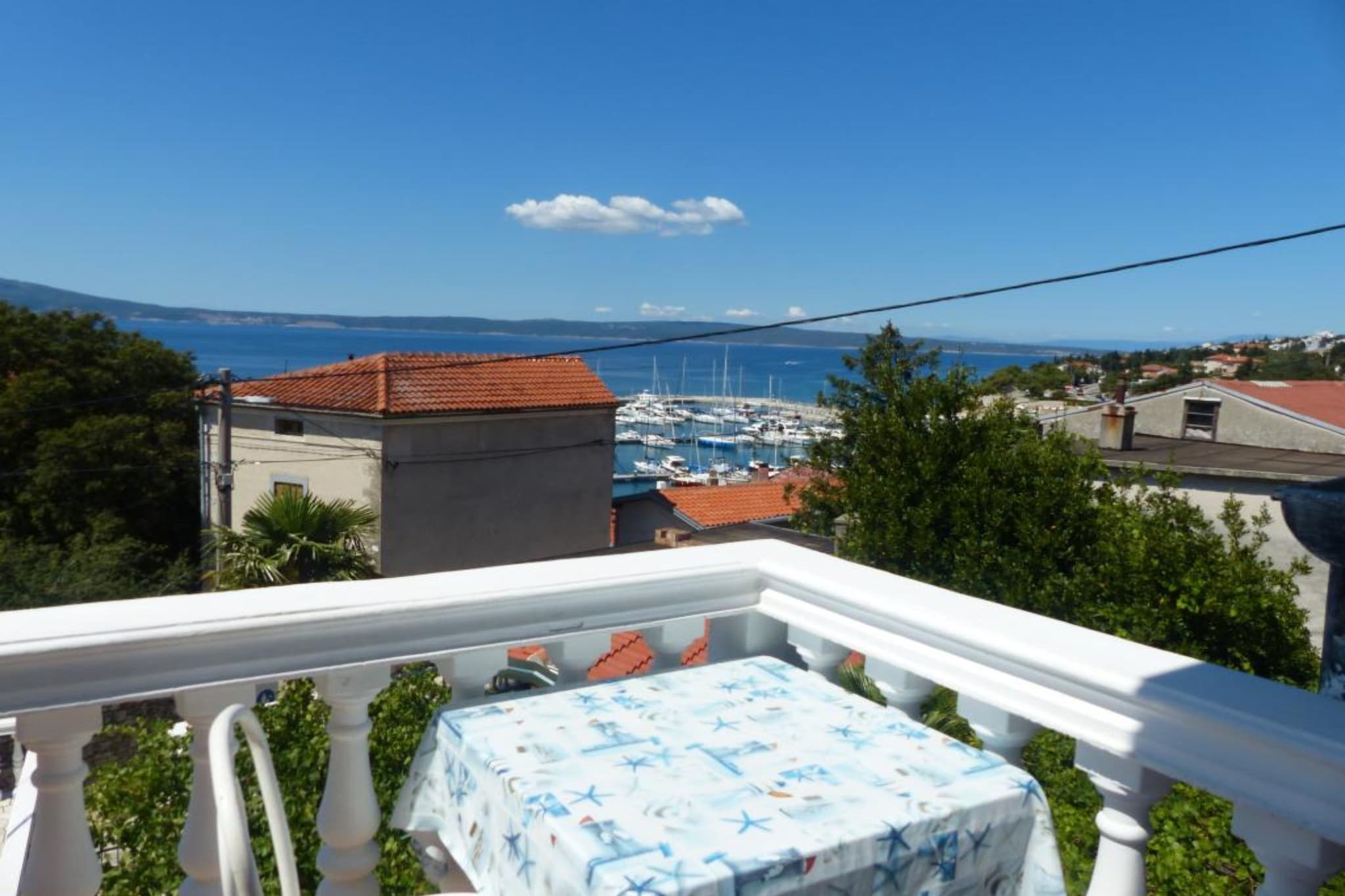 Apartments Tina - Double Room with Terrace and Sea view-Buitenlucht