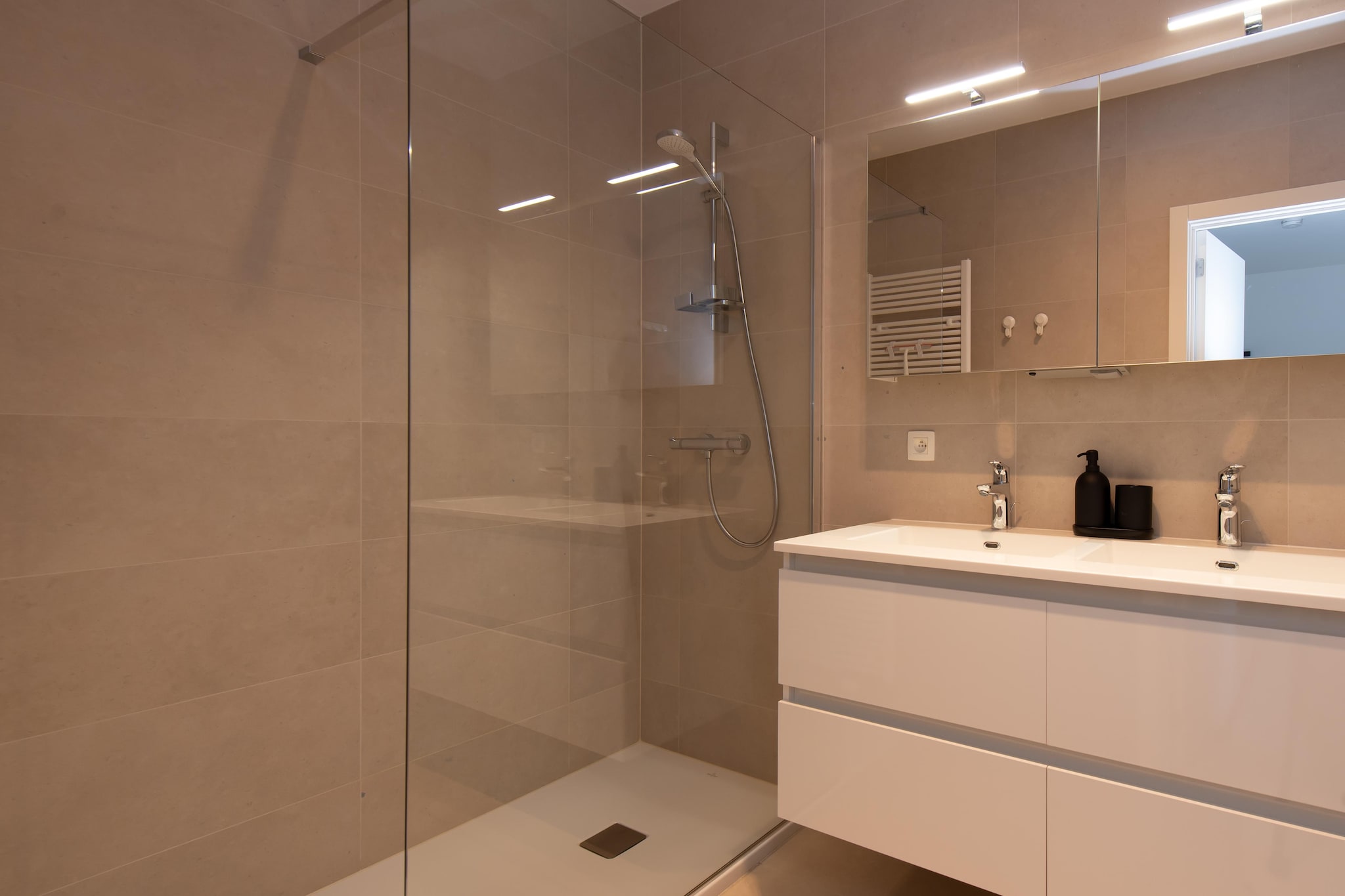 Sky Bridge-Badkamer