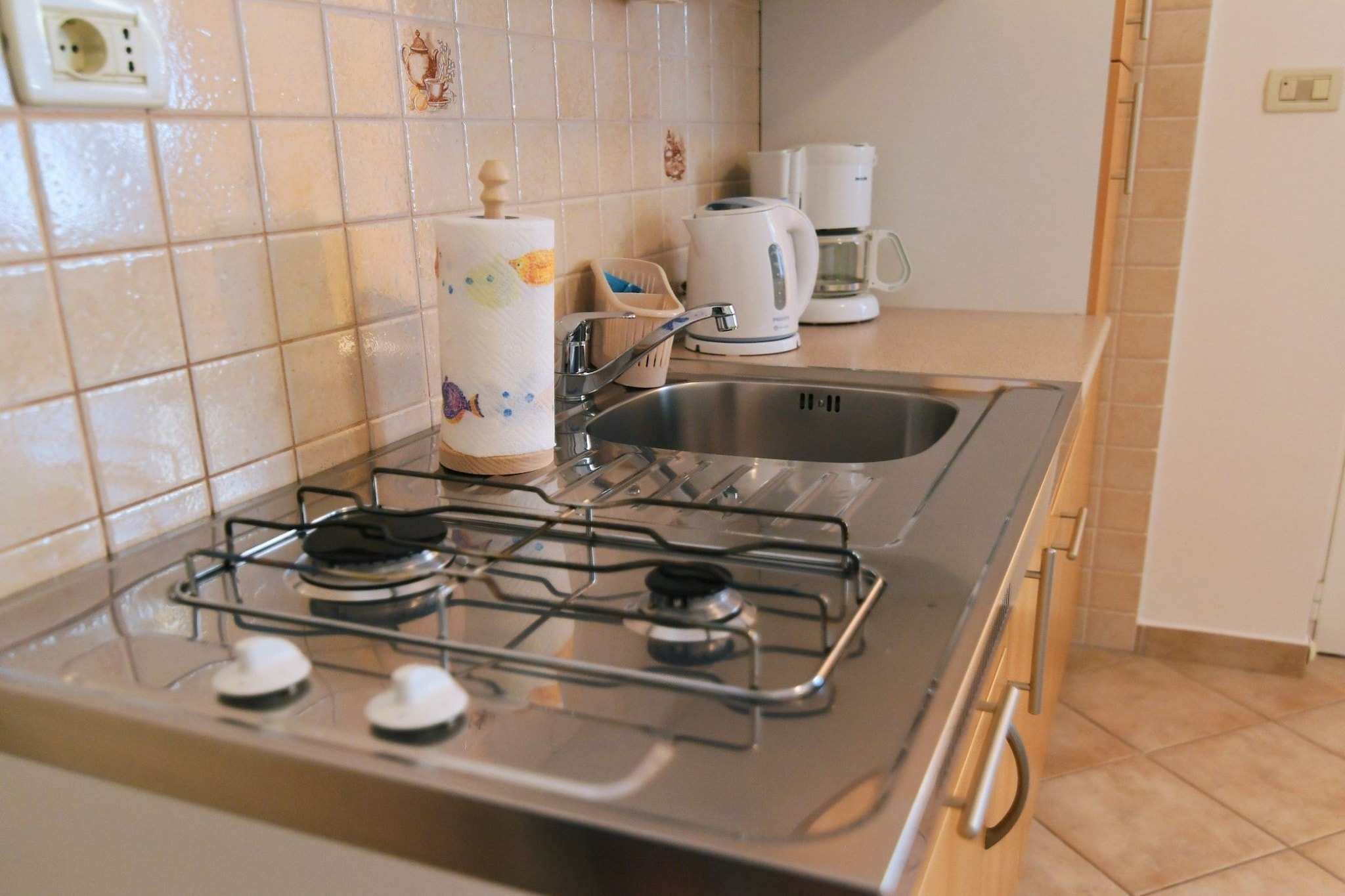 Scenic Retreat Rooms and Family Apartments - One Bedroom Apartment with Terrace-Kitchen