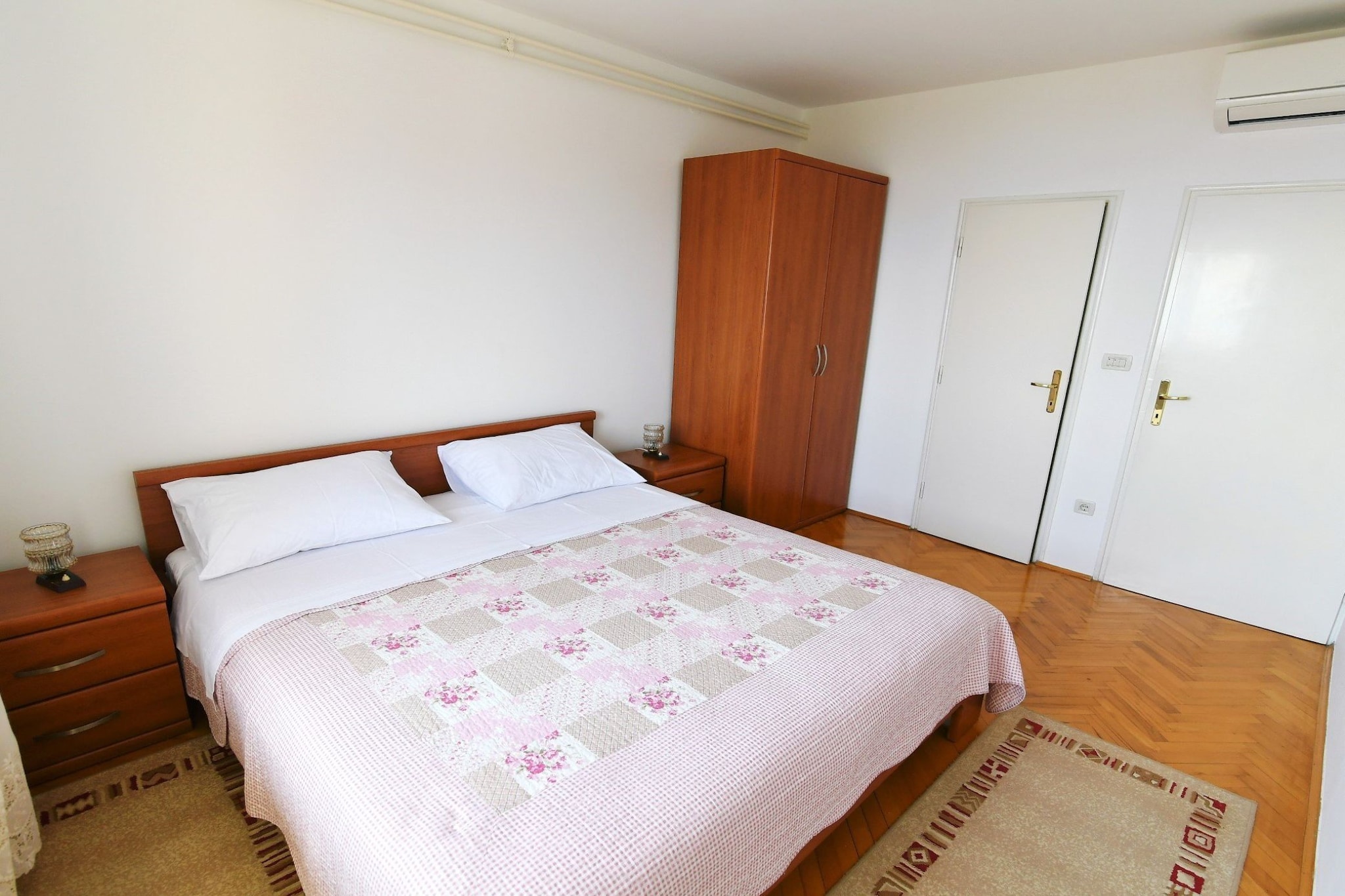 Scenic Retreat Rooms and Family Apartments - Double Room with Balcony and Sea View