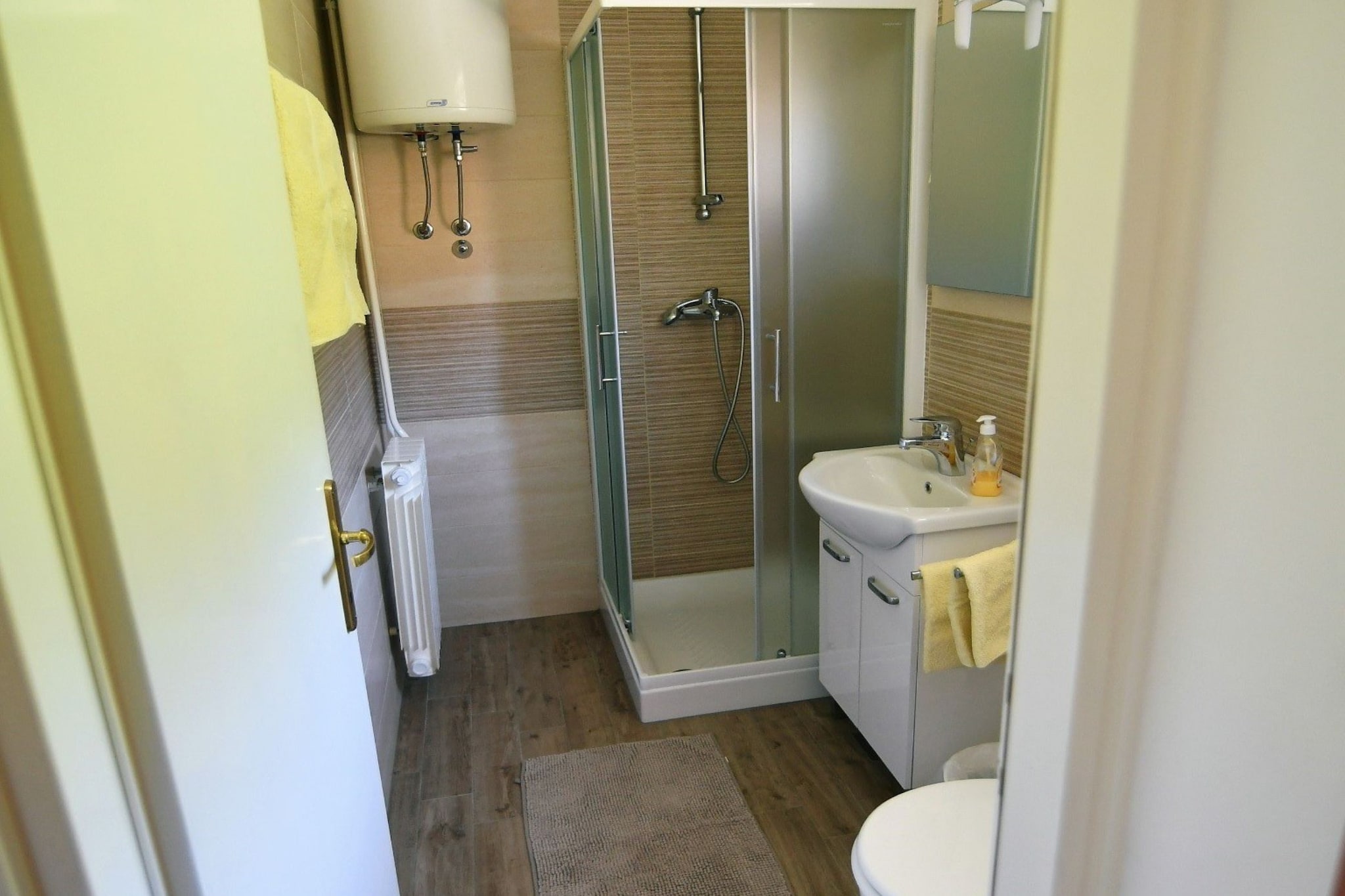 Scenic Retreat Rooms and Family Apartments - Double Room with Sea View