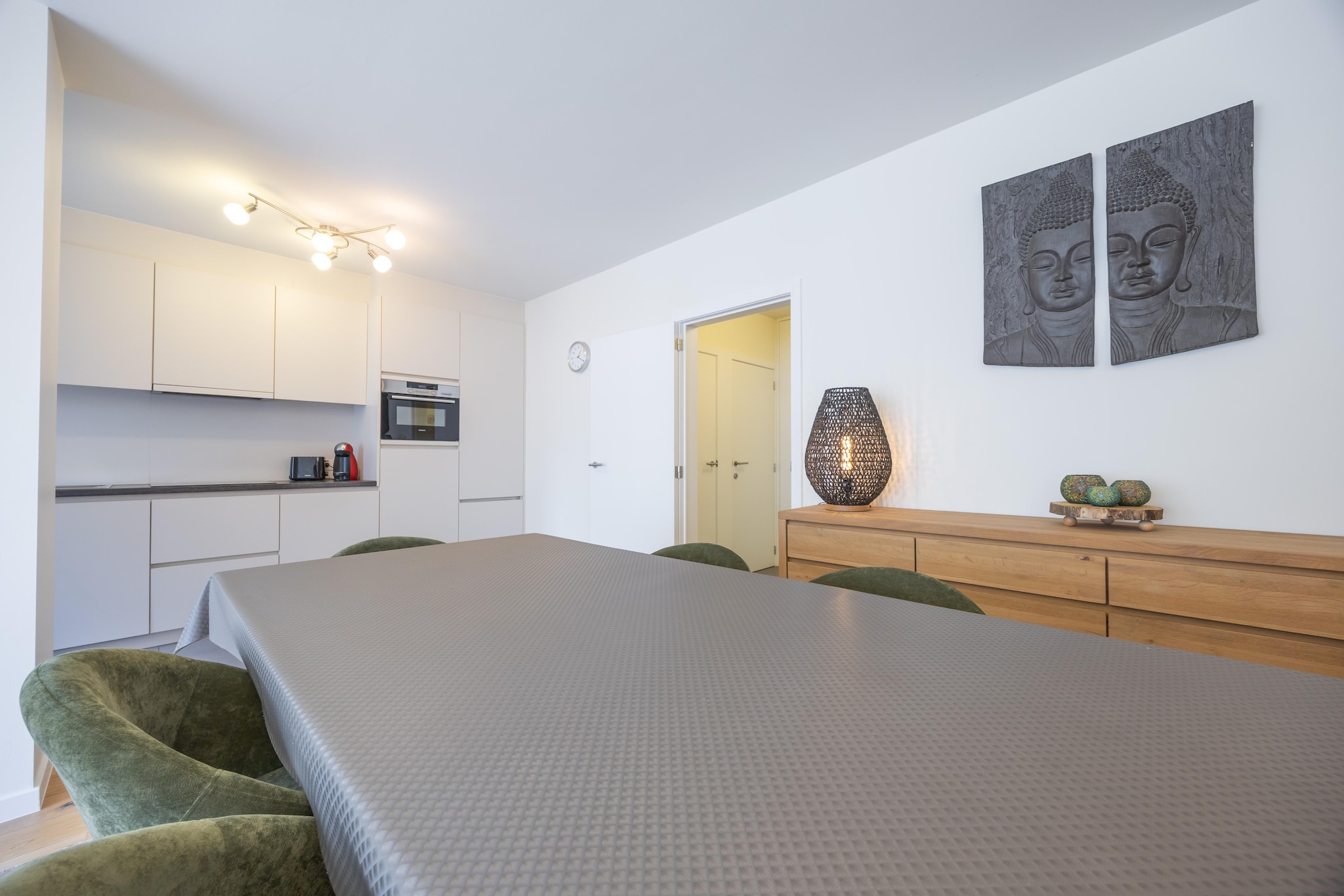 DAGMAR - Dining room