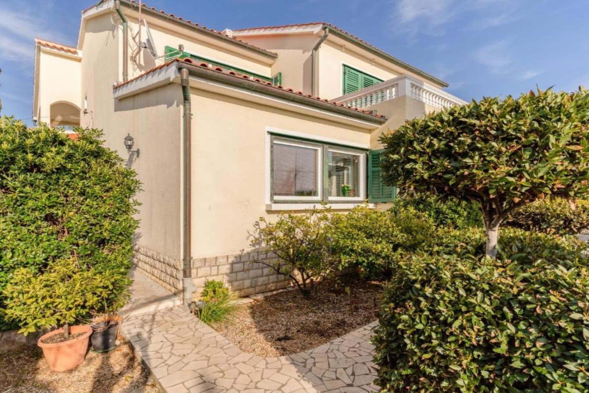 Beachside Serenity Apartments in Barbot - One Bedroom Apartment with Terrace (Owner BLUE)-Outdoor