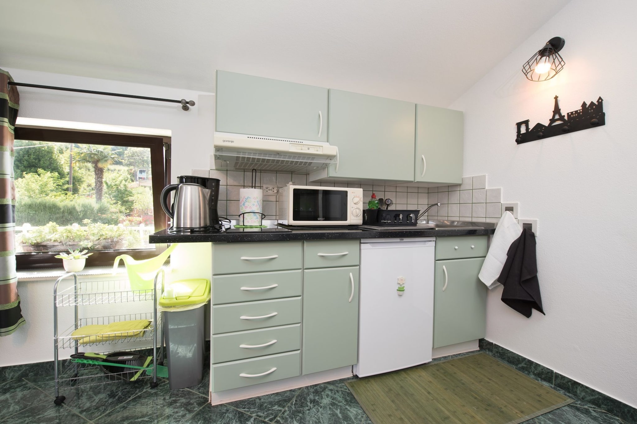 Stylish Lovran Sea View Apartments - Studio Apartment with Balcony and Sea View-Kitchen