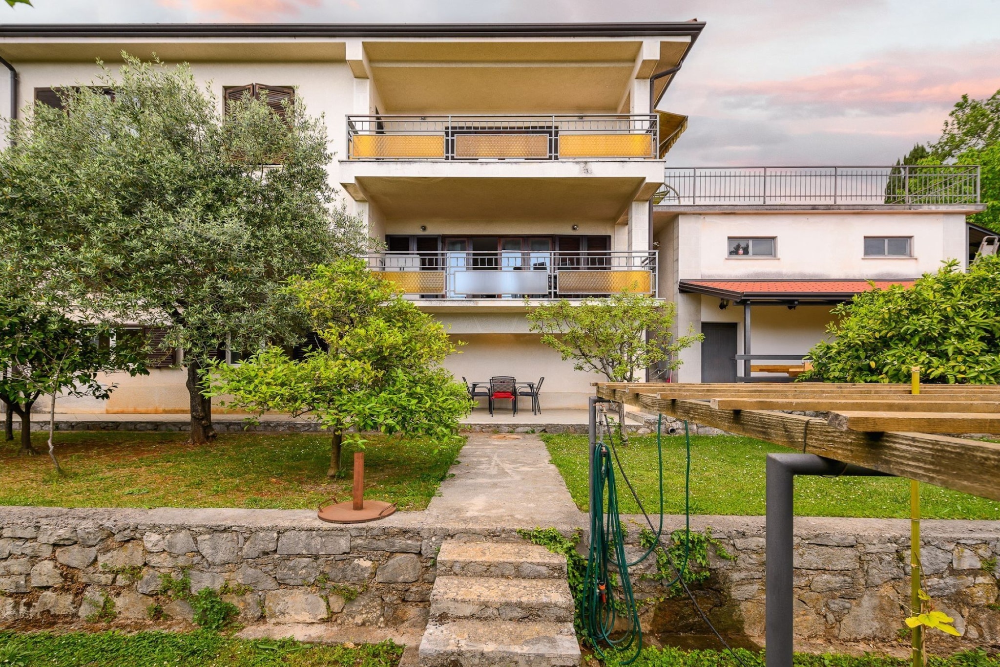 Charming Lovran Apartments with Wonderful Sea View - Two Bedroom Apartment-Außenbereich