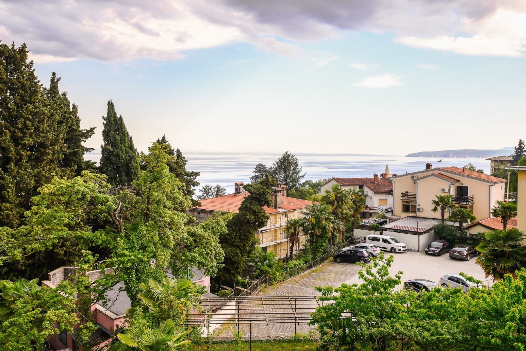 Charming Lovran Apartments with Wonderful Sea View - Two Bedroom Apartment-Außenbereich