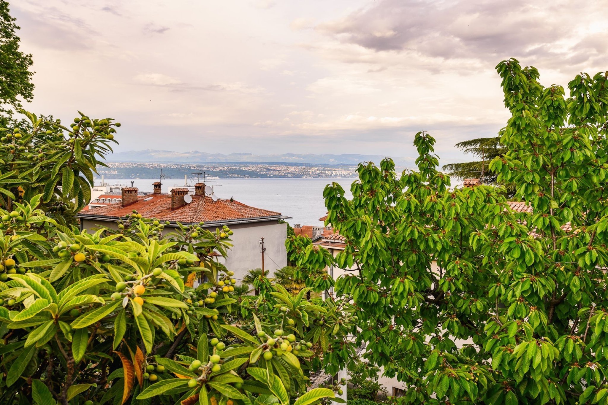 Charming Lovran Apartments with Wonderful Sea View - Two Bedroom Apartment-Außenbereich