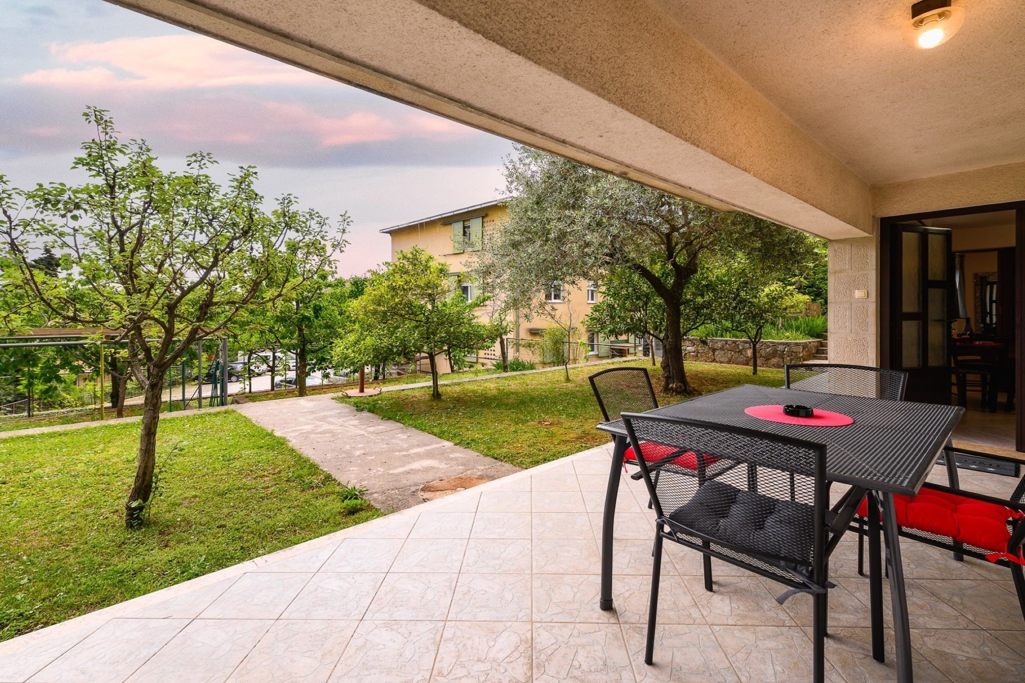 Charming Lovran Apartments with Wonderful Sea View - Two Bedroom Apartment-Außenbereich