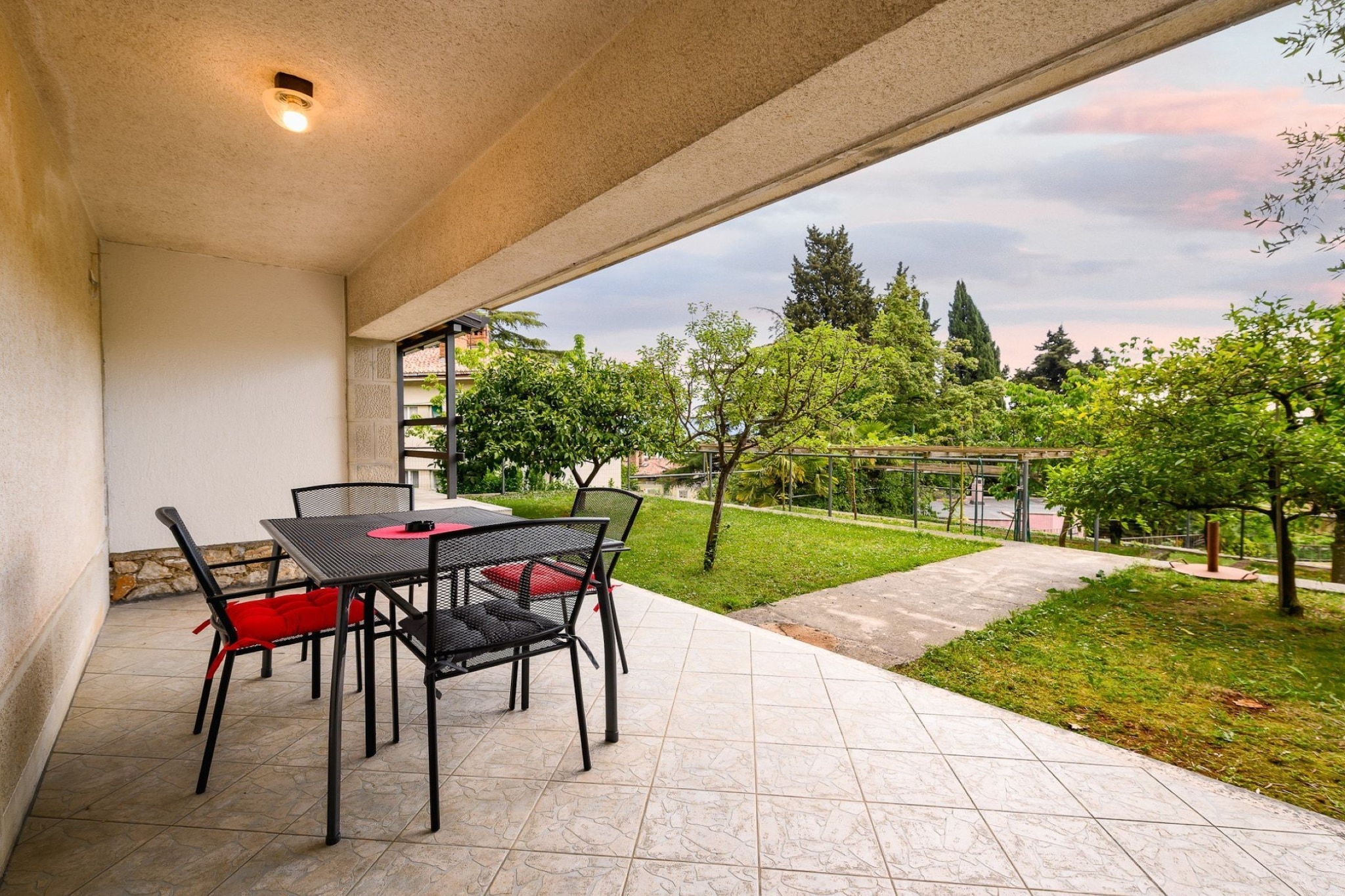 Charming Lovran Apartments with Wonderful Sea View - Two Bedroom Apartment-Außenbereich