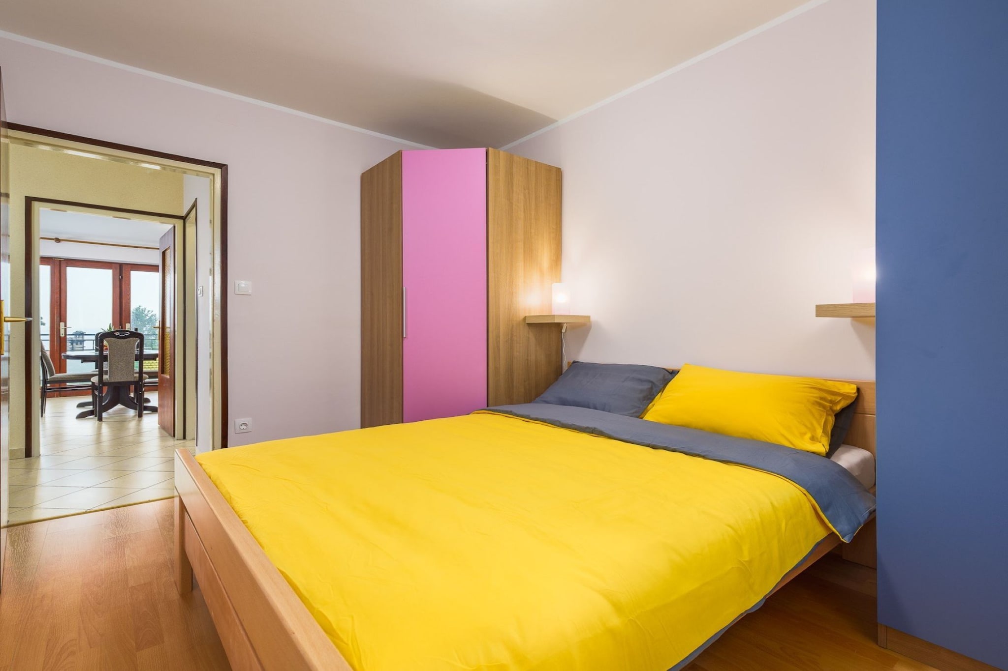Charming Lovran Apartments with Wonderful Sea View - Two Bedroom Apartment-Schlafzimmer