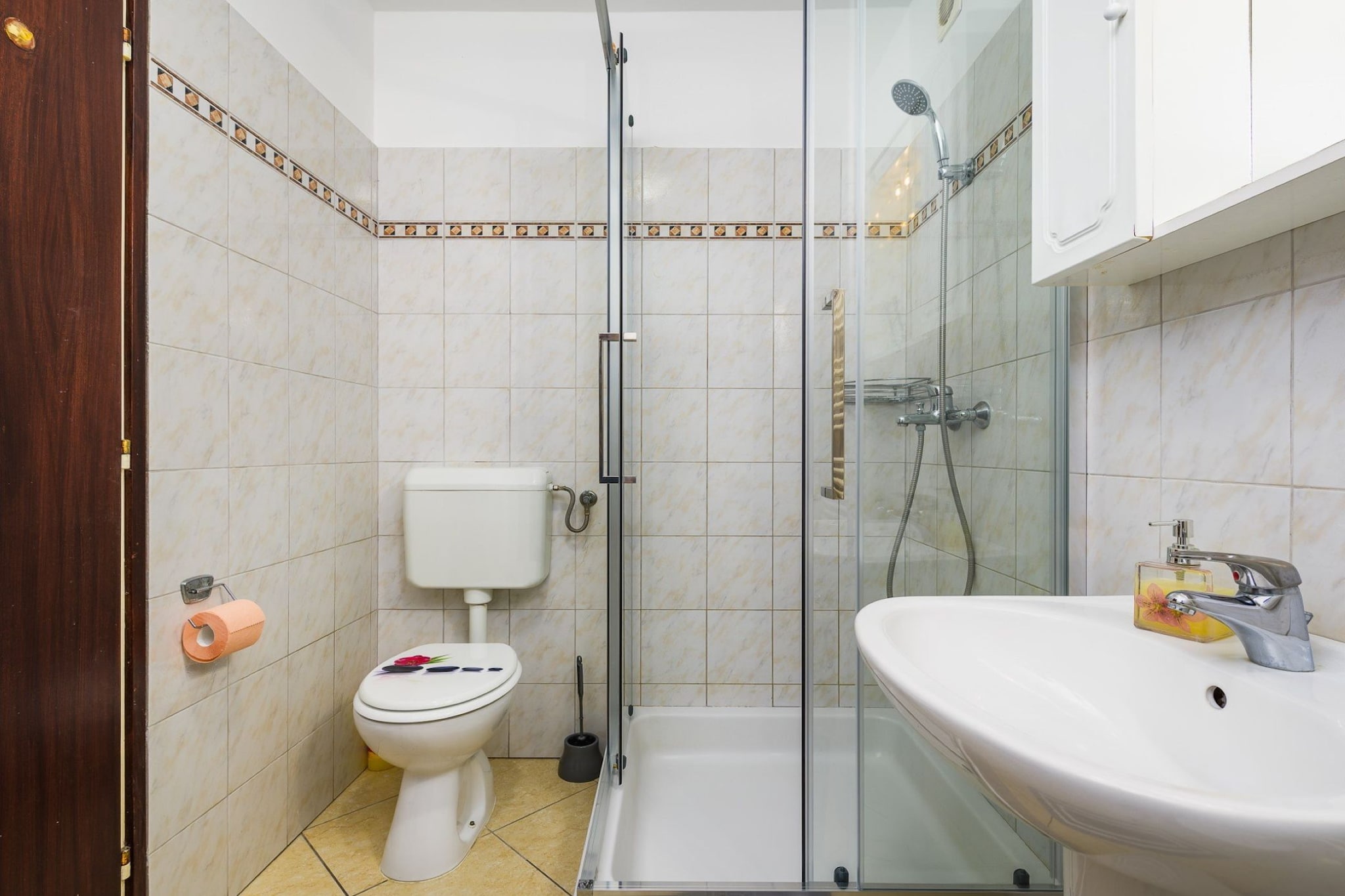 Charming Lovran Apartments with Wonderful Sea View - Two Bedroom Apartment-Badezimmer