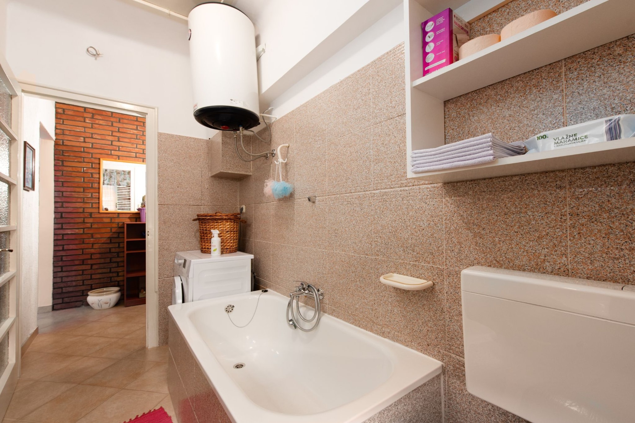 Elegant Lovran Apartment with Large Outdoor Area - One Bedroom Apartment with Sea View-Badkamer