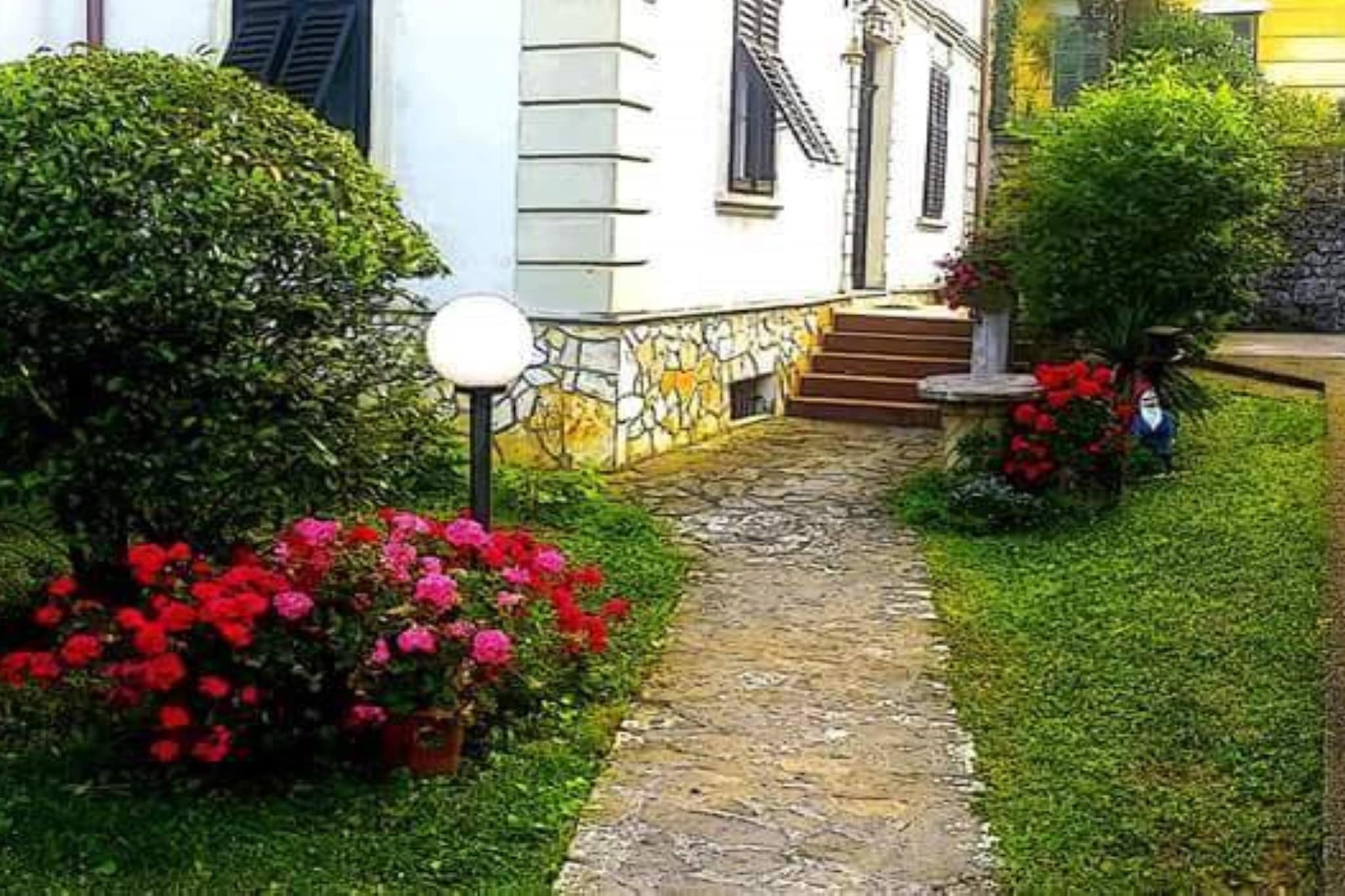 Secluded Lovran Apartment with Balcony and Patio- Two Bedroom Apartment-Gardens summer