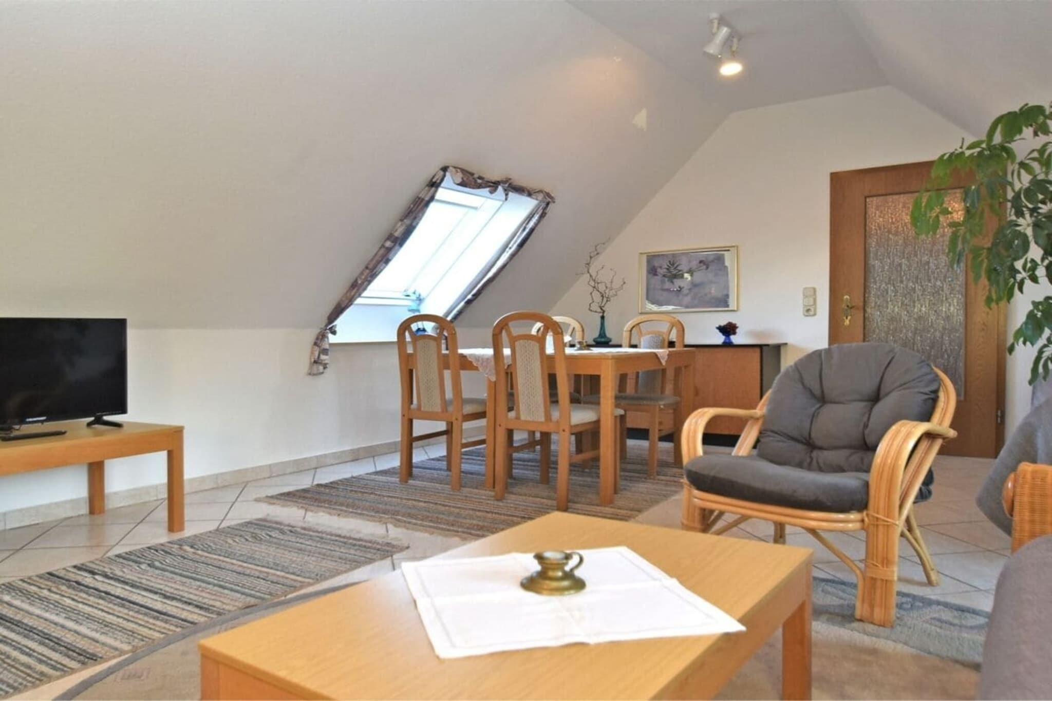 151569-Dining room