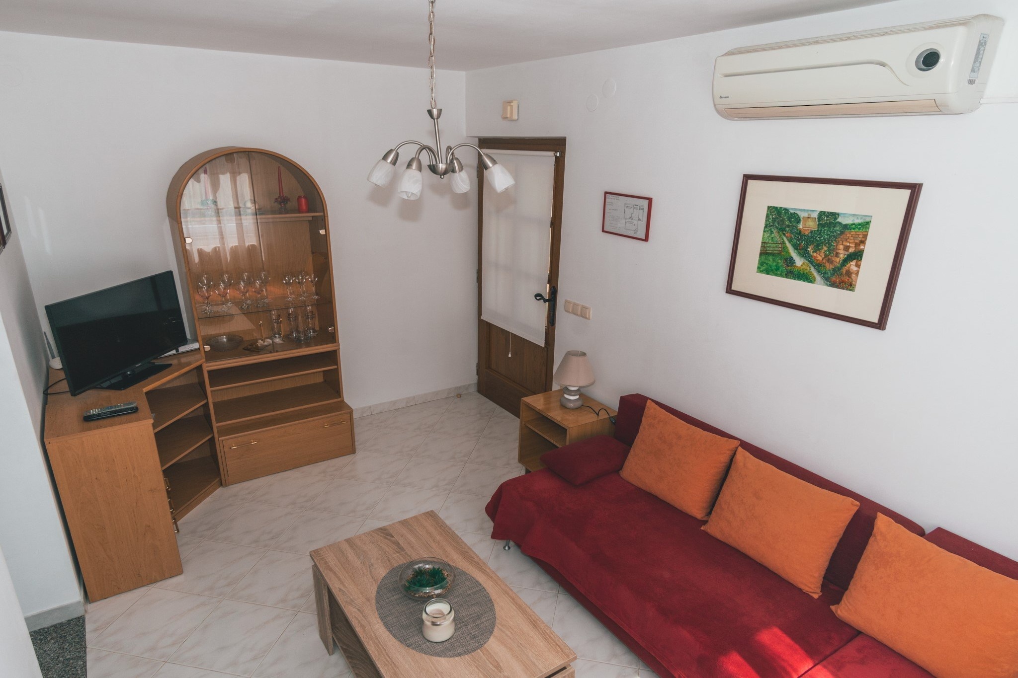 Charming Apartment with Sea Views and Shared Pool - One Bedroom Apartment