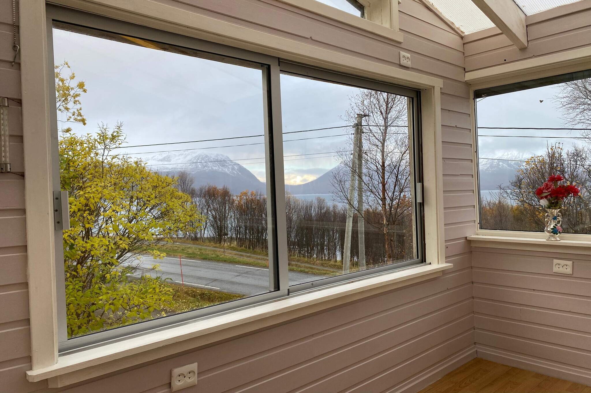 8 person holiday home in Svensby