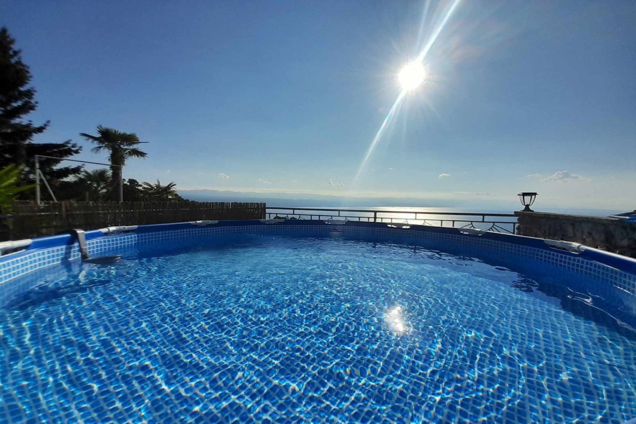Cozy Lovran Apartment with Private Pool and Sea View - One Bedroom Apartment-Schwimmbad