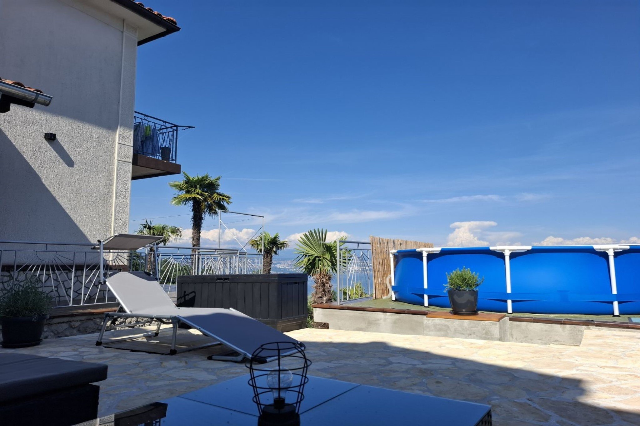 Cozy Lovran Apartment with Private Pool and Sea View - One Bedroom Apartment-Terrasse