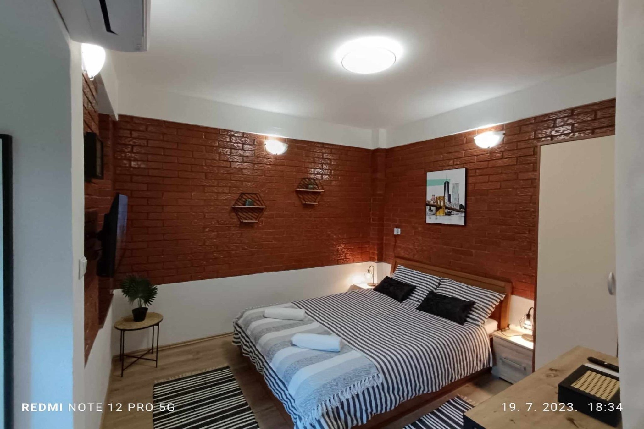 Cozy Lovran Apartment with Private Pool and Sea View - One Bedroom Apartment-Badezimmer