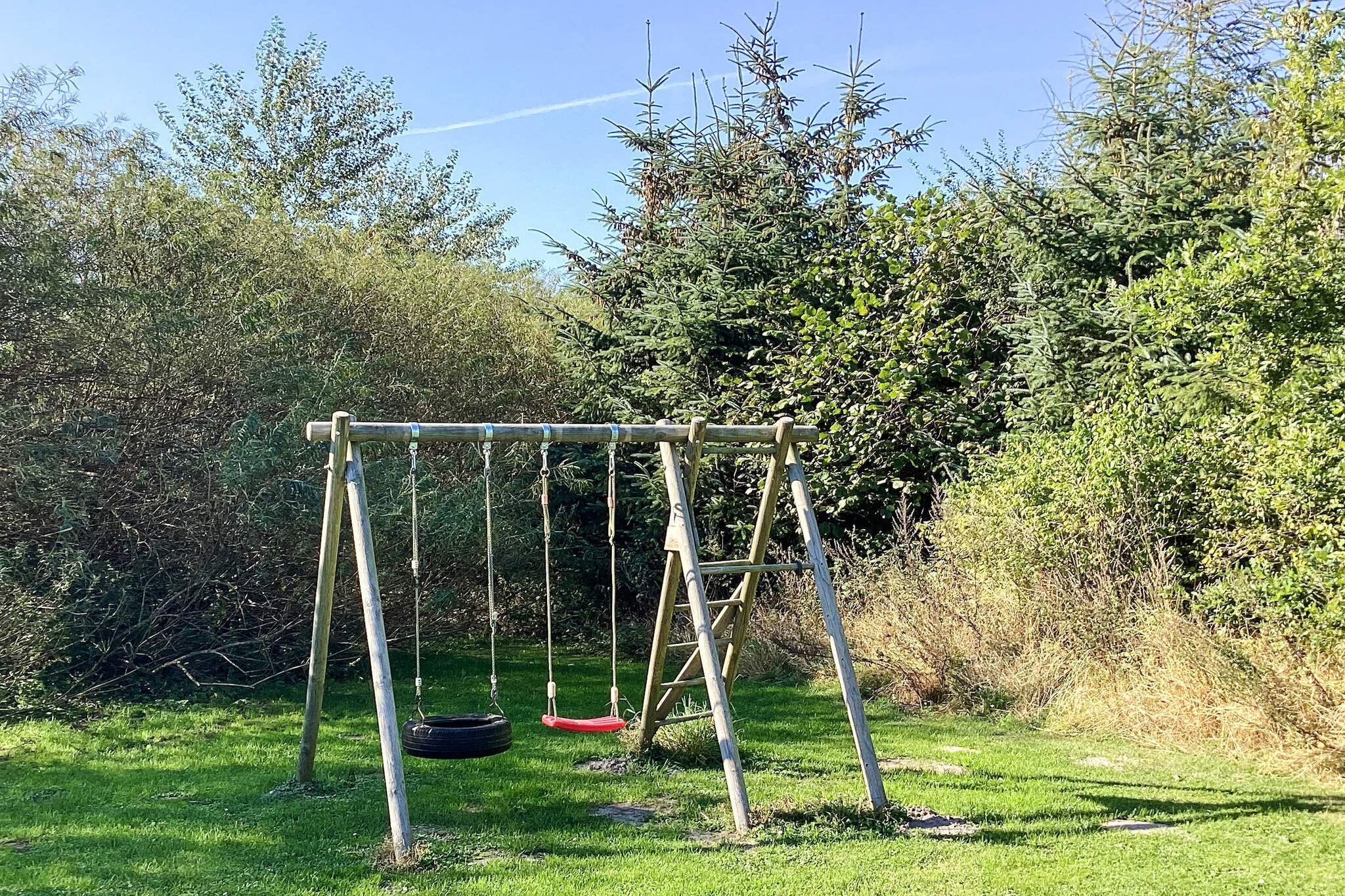 Internet Access DSL, Living room(3x single bed, TV(german television channels, danish TV channels (DR1 and TV2))), Living room(3x single bed), Kitchen(stove(induction), coffee machine, oven, microwave, dishwasher, fridge, freezer(60-99L)), Living/bed room(TV(german television channels, danish TV channels (DR1 and TV2)), DVD player, CD player, stereo unit, high chair), bedroom(double bed, cot), bedroom(double bed), bedroom(double bed), bedroom(2x single bed), bedroom(2x single bed), bedroom(2x single bed), bathroom(washbasin, shower, toilet), bathroom(washbasin, shower, toilet), bathroom(tumble dryer, washbasin, shower, toilet, washing machine), game computer, fridge, Bubble bath(indoor, 6 persons), sauna(indoor, 4 persons), terrace, garden furniture, deckchairs, swimming pool(indoor), play equipment, table tennis table, table football, darts, billiards, geothermal energy, outdoor fireplace