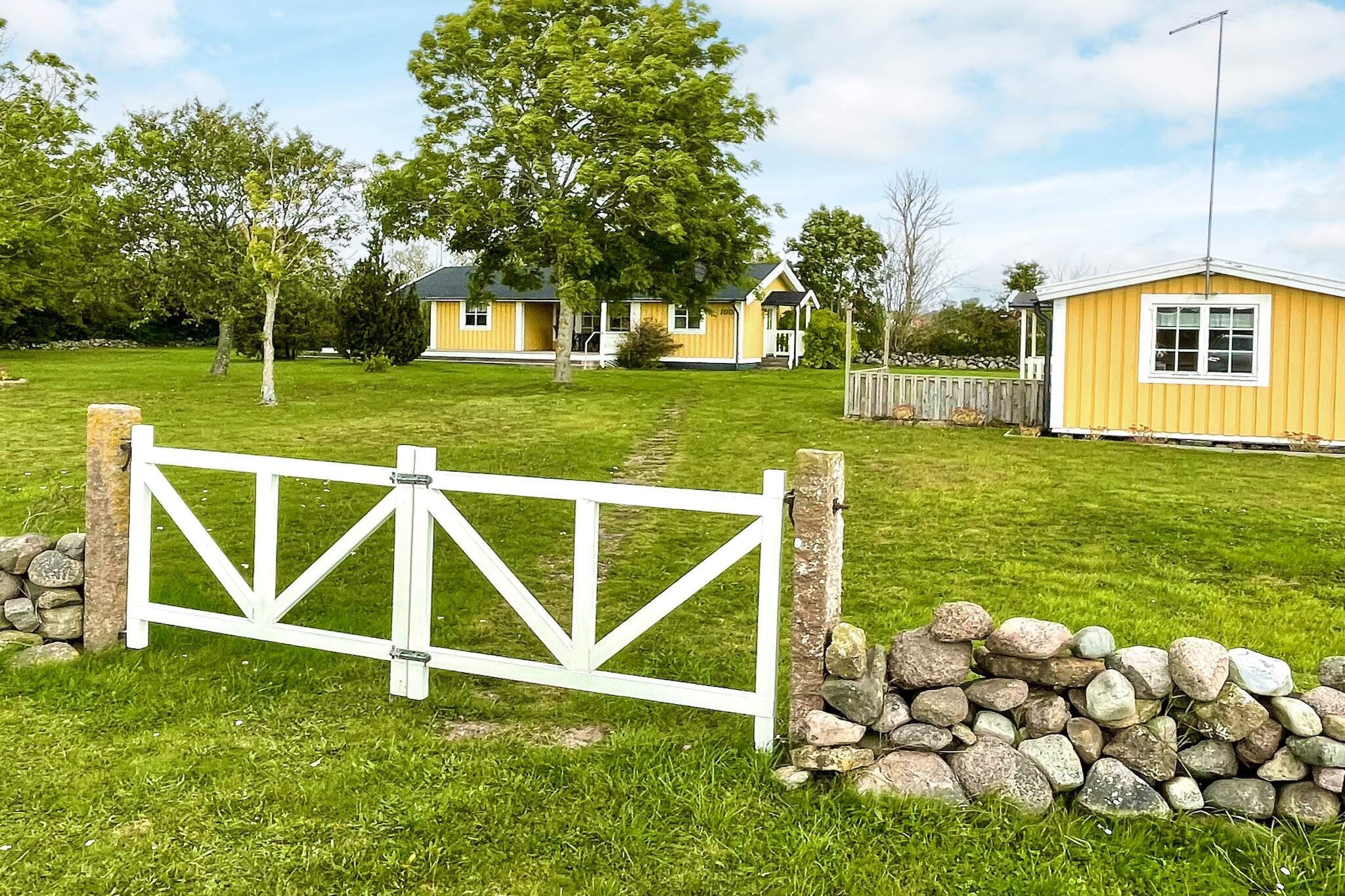 4 person holiday home in LÖTTORP