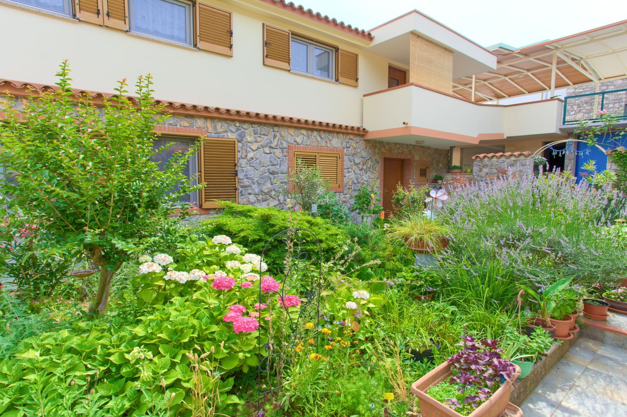 Superb Lovran Apartments with Sea Views - One Bedroom Apartment with Balcony-Außenbereich