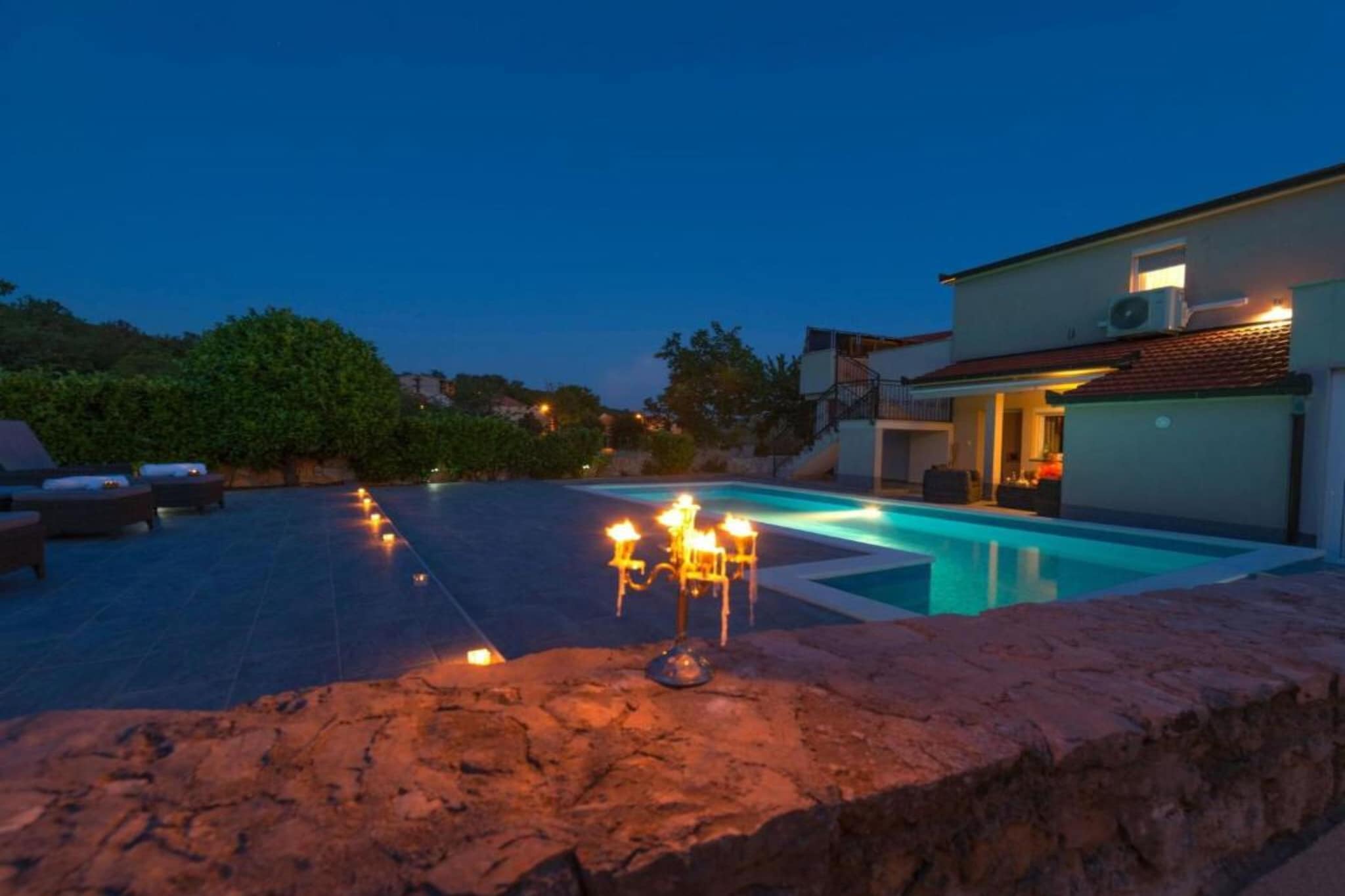 Three Bedroom Villa With  Private Pool-Piscine