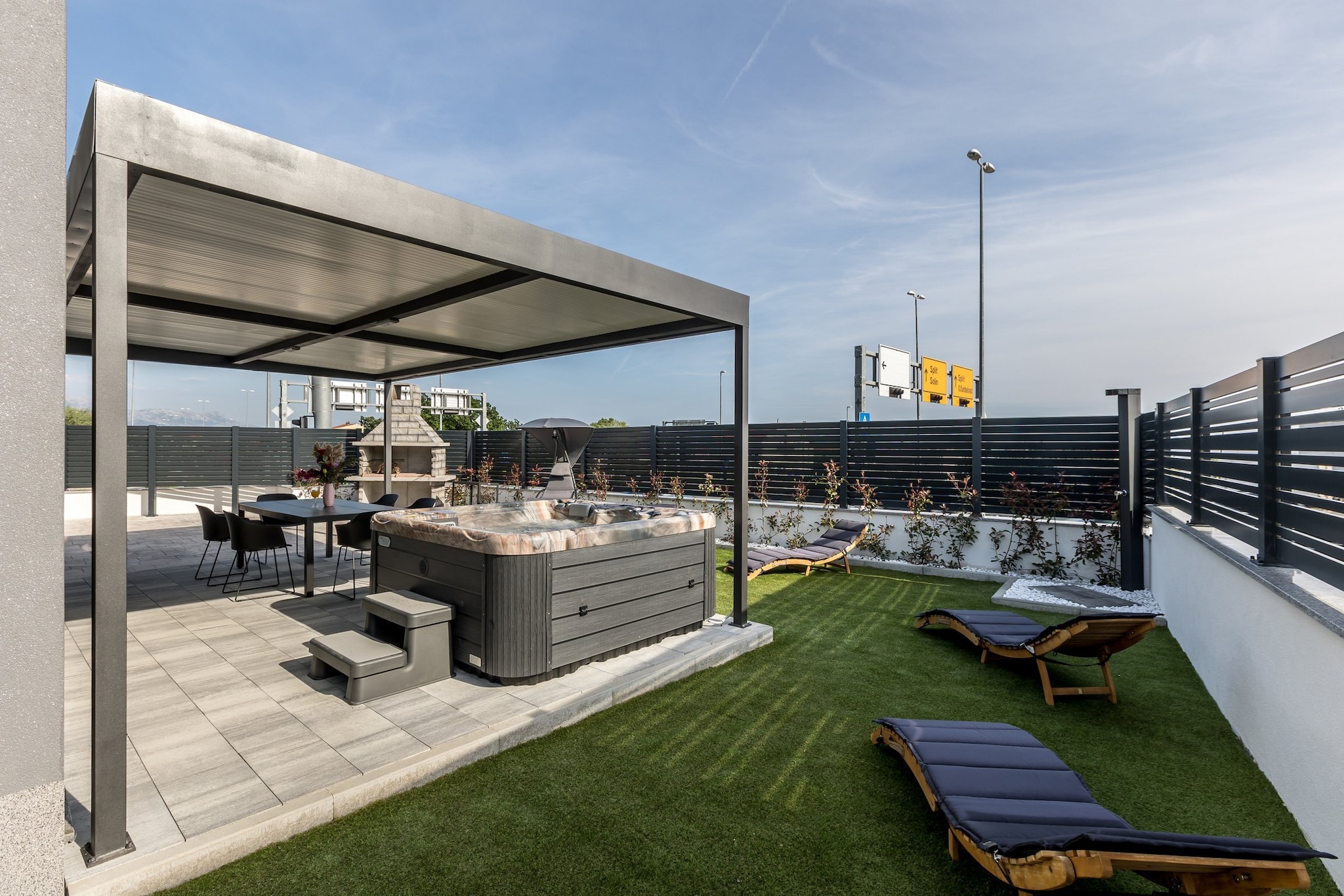 Scenic Kastel Luksic Apartments - Three Bedroom Apartment-Extérieur