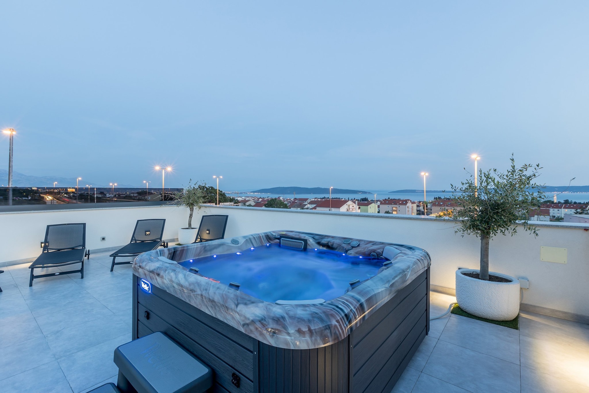 Scenic Kastel Luksic Apartments - Two Bedroom Apartment (owner Penthouse)-Terras