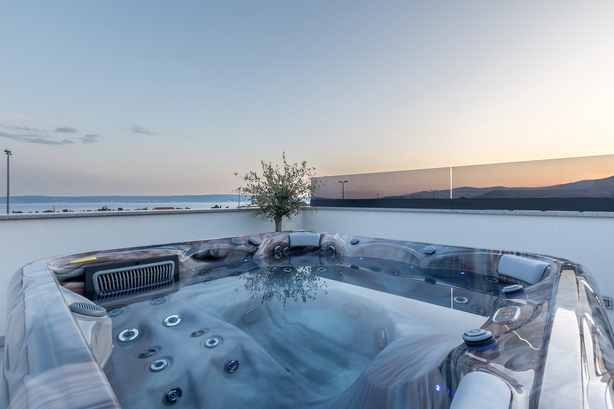 Scenic Kastel Luksic Apartments - Two Bedroom Apartment (owner Penthouse)-Terras
